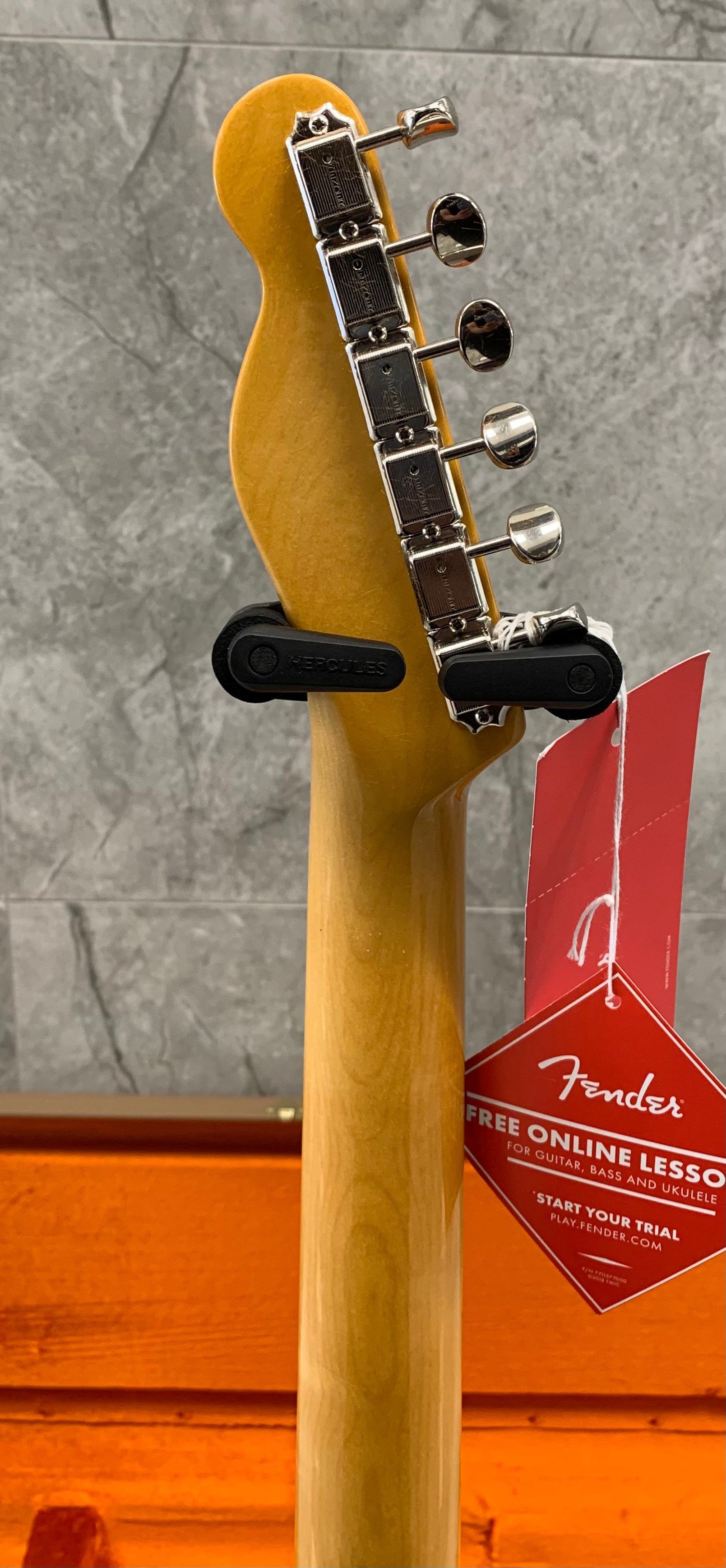 Fender American Vintage II 1963 Telecaster Rosewood Fingerboard, Surf Green 0110380857 SERIAL NUMBER V2326543 - 7.4 LBS