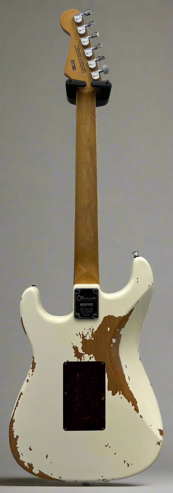 CHARVEL LIMITED EDITION Distressed Relic Super-Stock So-Cal Style 1 HH FR RW, Rosewood Fingerboard, Aged Arctic 2966634300 SERIAL NUMBER MC241757 - 8.4 LBS