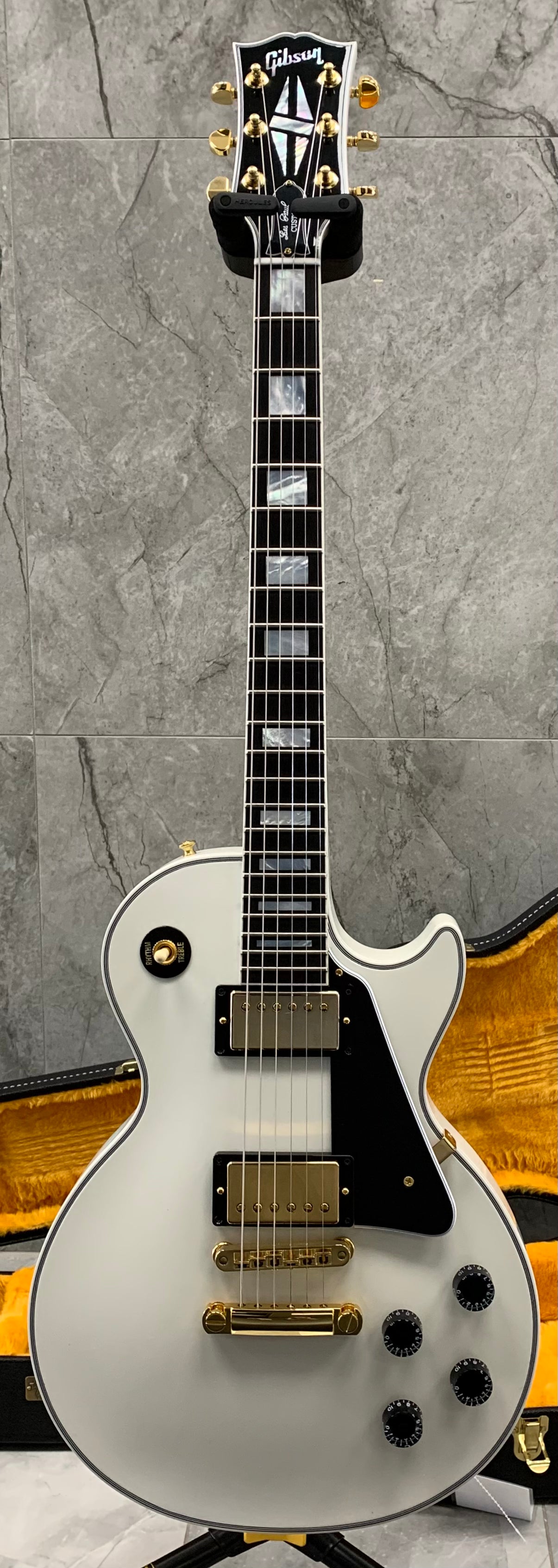Gibson Custom Shop Les Paul Custom w/ Ebony Fingerboard Gloss Alpine White LPCE-AWGH SERIAL NUMBER CS301658 - 9.8 LBS