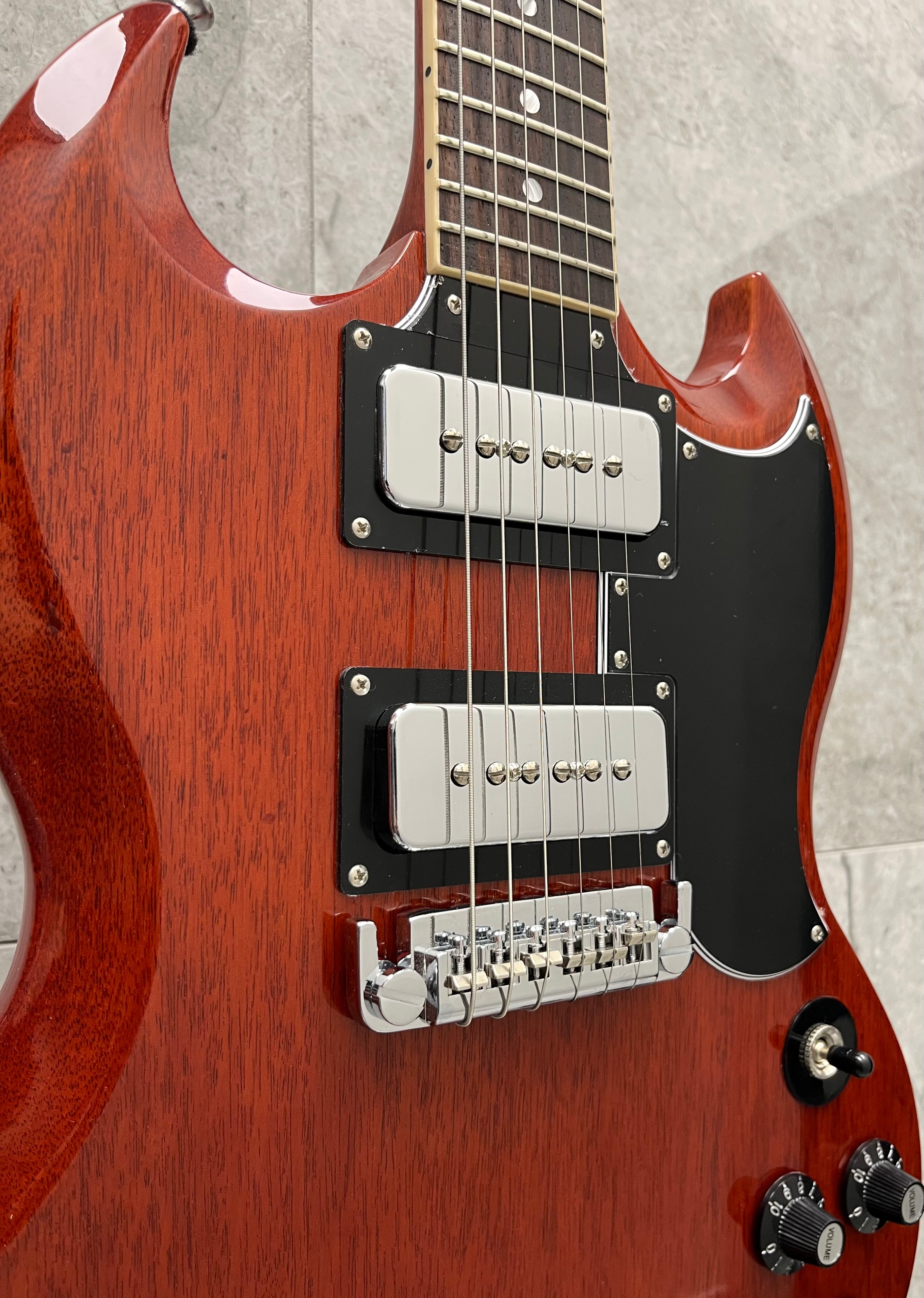 Gibson USA Tony Iommi Monkey SG Special in Vintage Red SGTI21VCCH SERIAL NUMBER 217410443 - 6.6 LBS