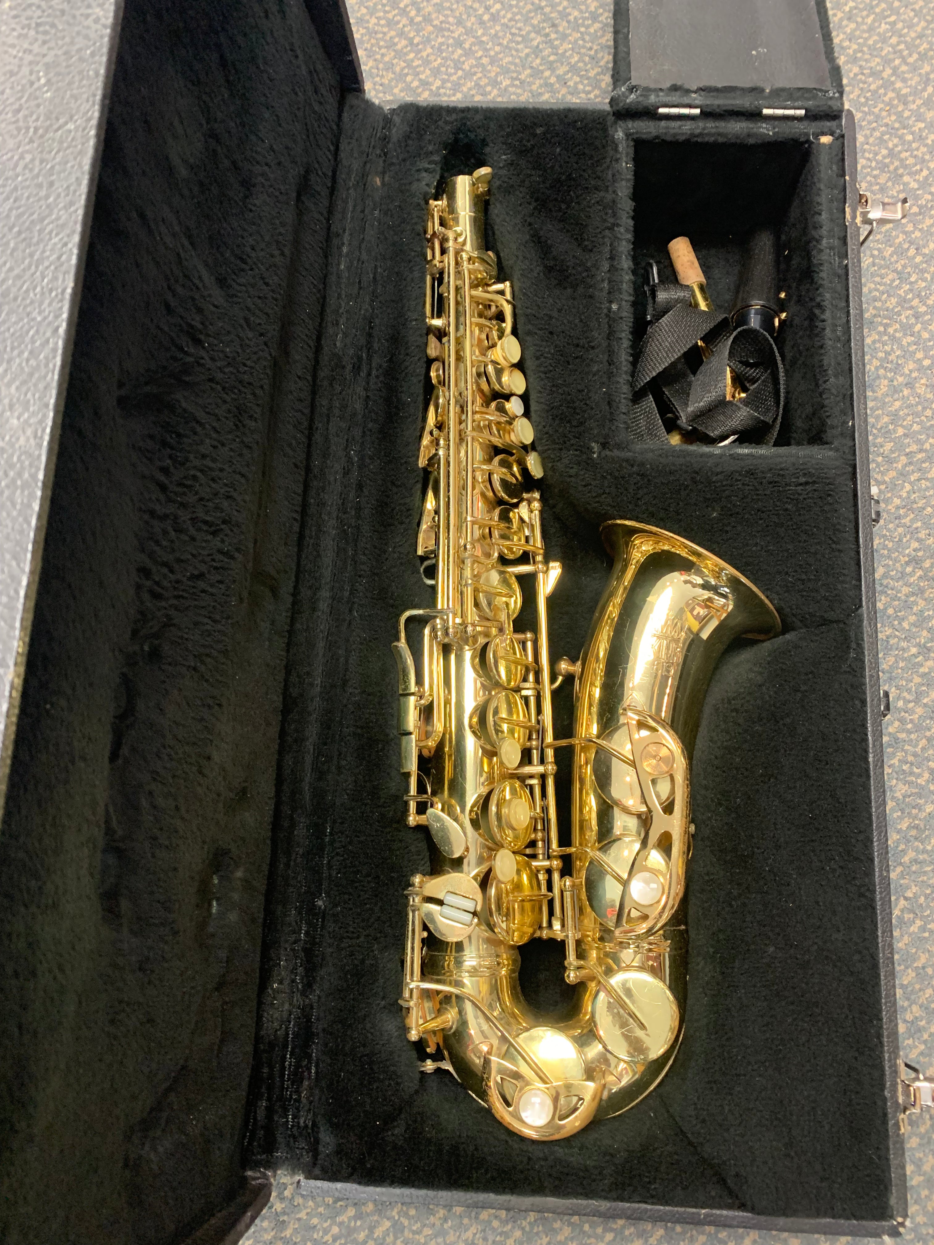 KING USED ALTO SAXOPHONE AS IS WITH CASE