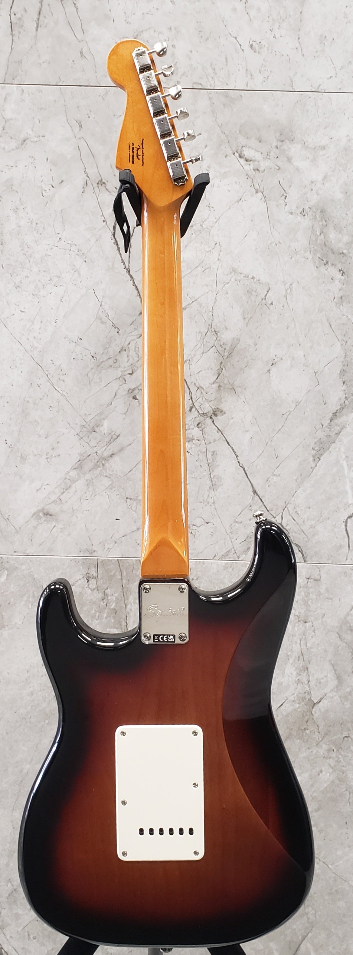 Squier Classic Vibe 60s Stratocaster 3-Color Sunburst 0374010500 - SERIAL NUMBER ISSJ21006560 - 7.6 LBS