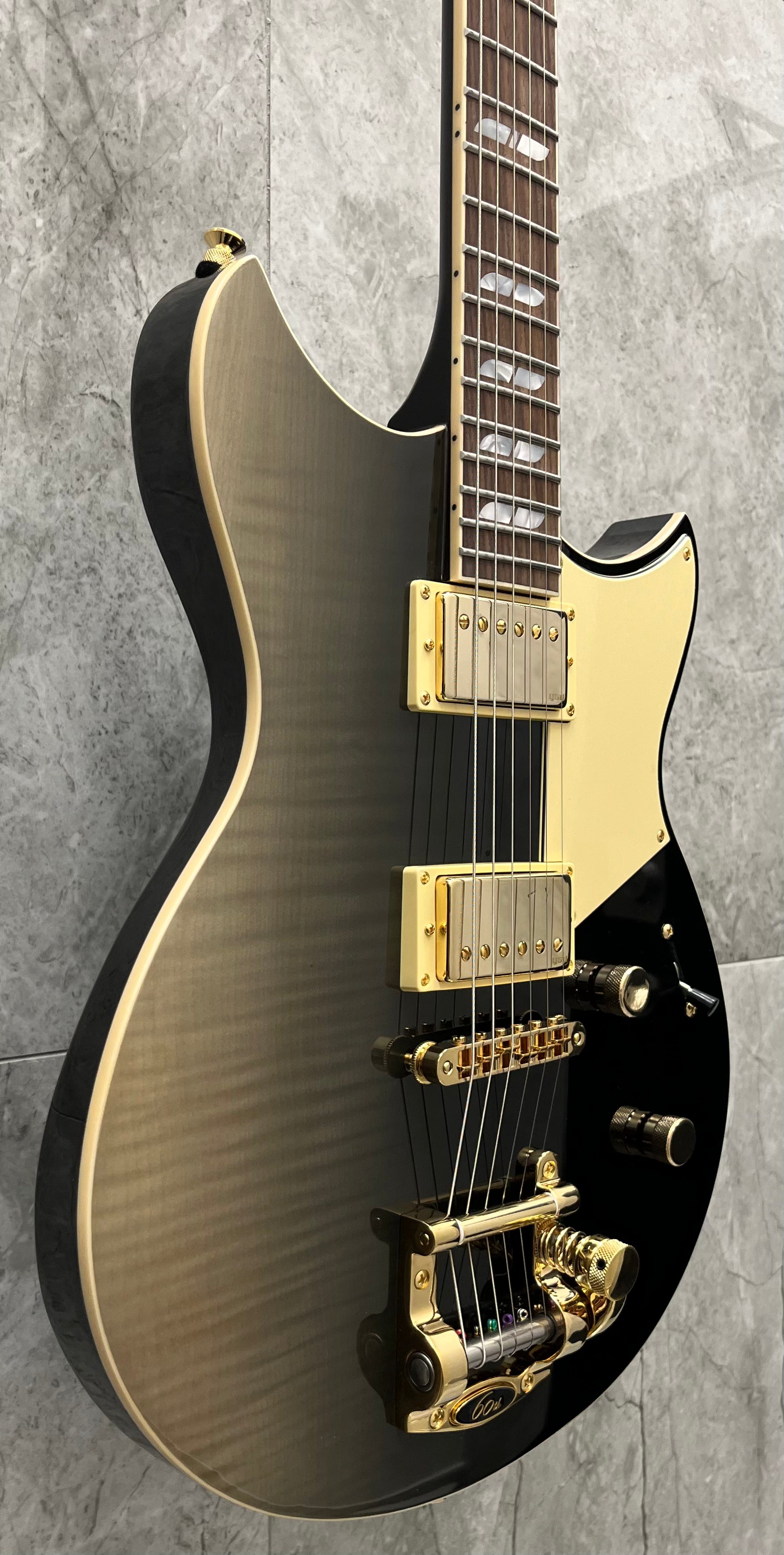 YAMAHA LIMITED EDITION #14 OF 200 REVSTAR 60TH ANNIVERSARY MODEL MADE IN JAPAN NOBLE BLACK BURST RSP20B SERIAL NUMBER ILM550E - 8 LBS 1 OZ