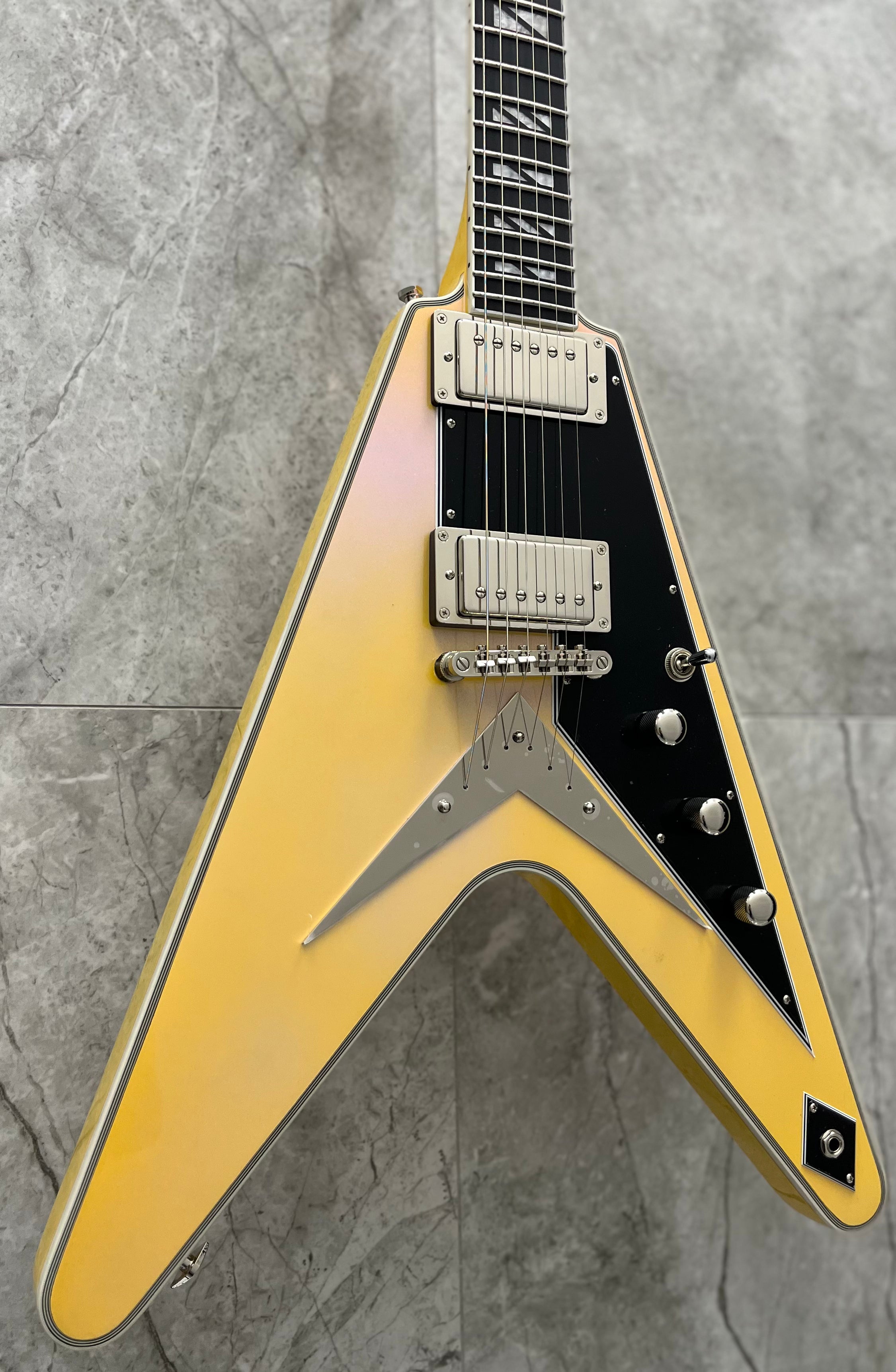 Epiphone Futura Flying V Custom Stainless Steel Frets Solaris Shift W/ GIG BAG EIFFVCSLSNH SERIAL NUMBER 25111526099 - 7 LBS 10 OZ