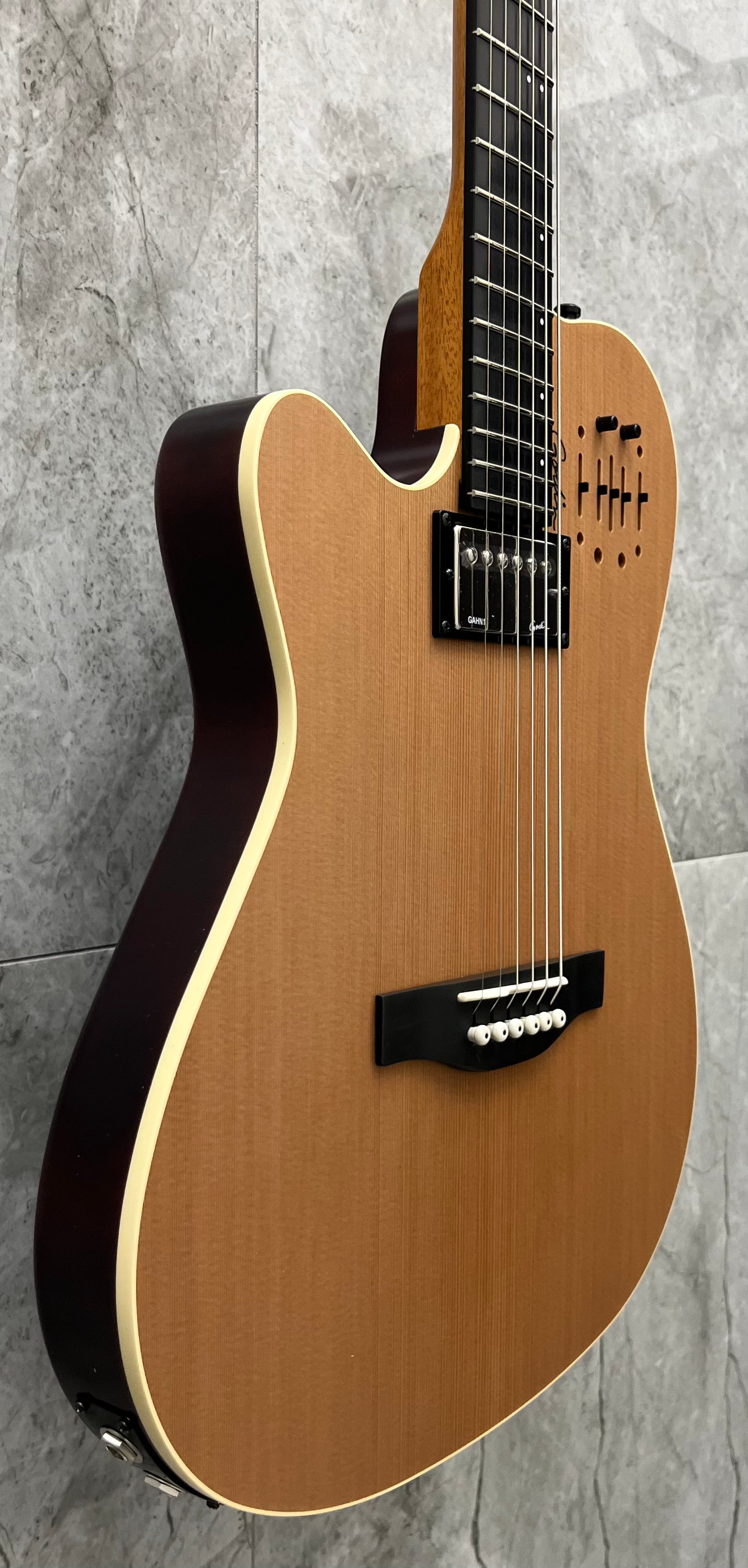 Godin Made in Canada A6 ULTRA Natural SG Left Handed 036752