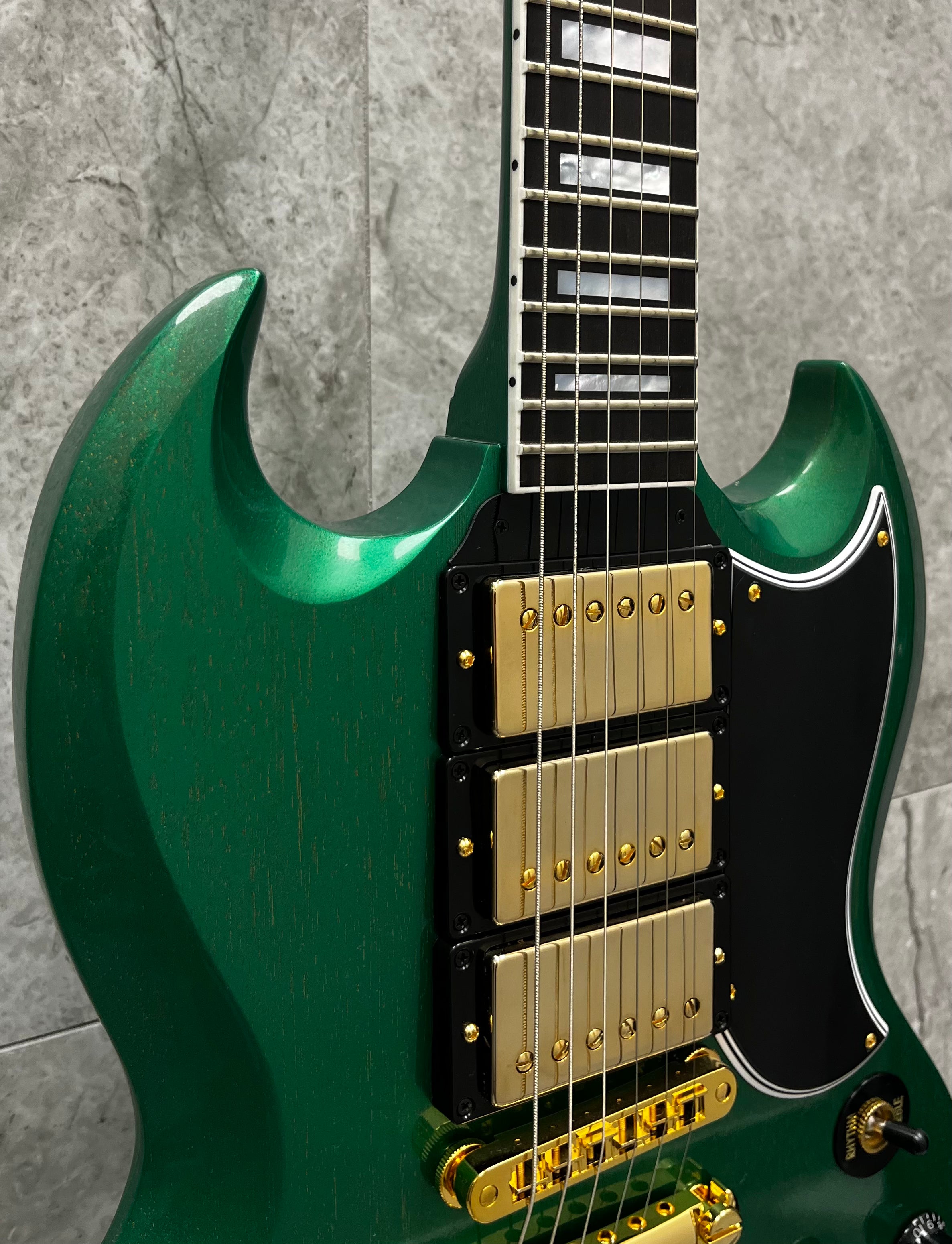 Gibson Custom Shop SG Custom 3-Pickup VOS Electric Guitar with Hardshell Case - TV Planet Green CUS24327 SERIAL NUMBER CS502819 - 7 LBS 6 OZ