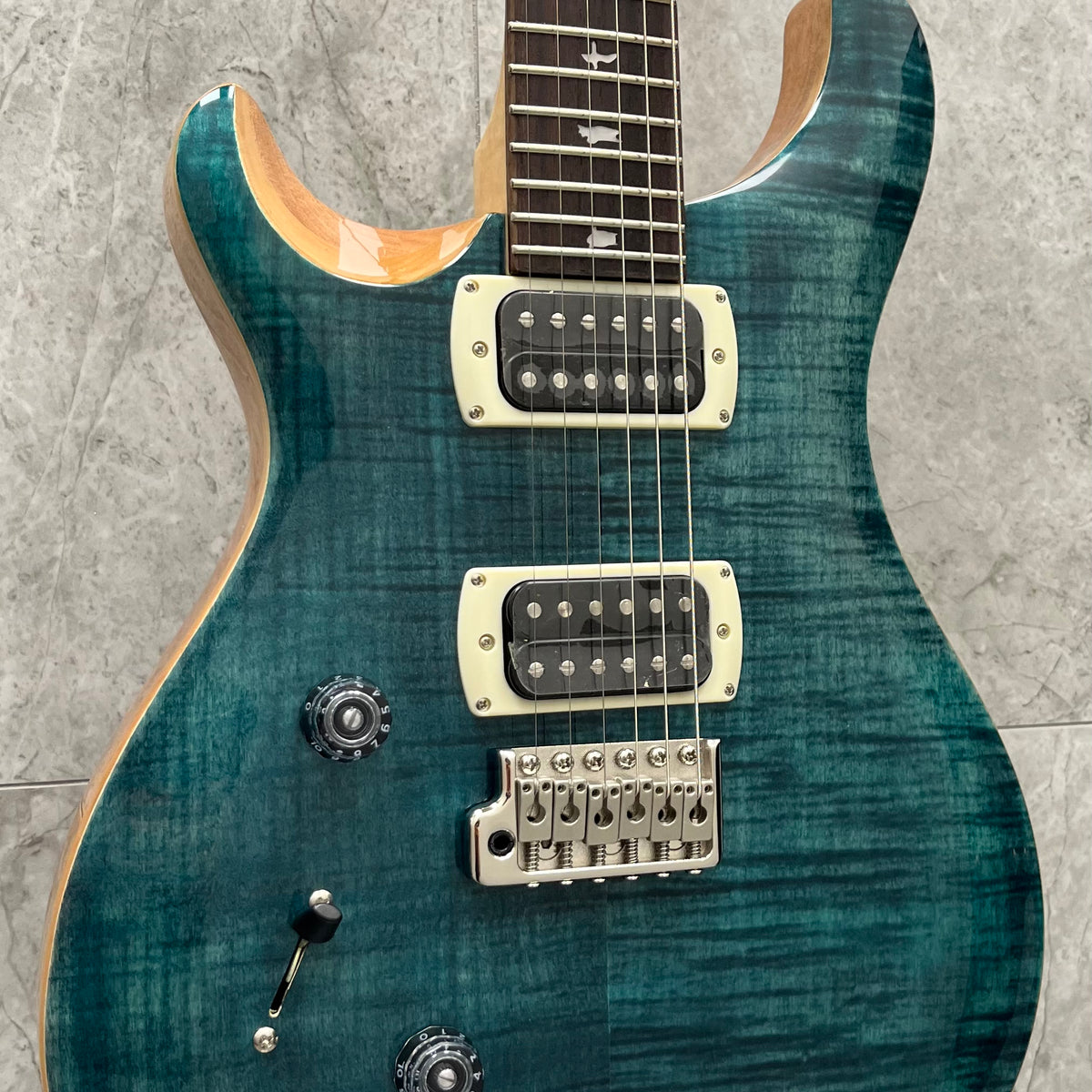 PRS Guitars Se Custom 24 Left Handed – Slate Blue 115979:SB SERIAL NUM