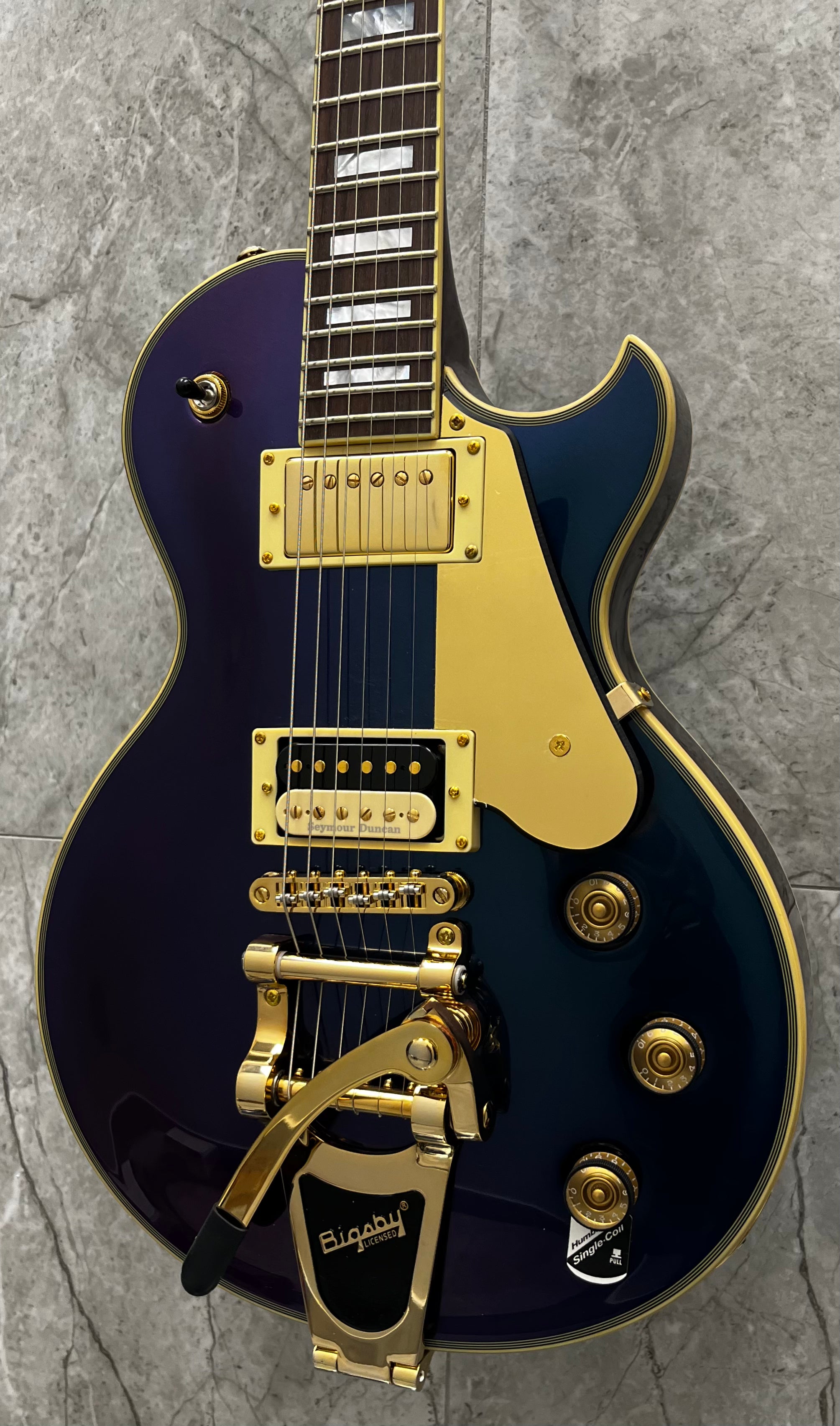 Schecter SOLO II MARK THWAITE SOLO-II-UV 271-SHC SERIAL NUMBER W25070042 - 9 LBS 4 OZ