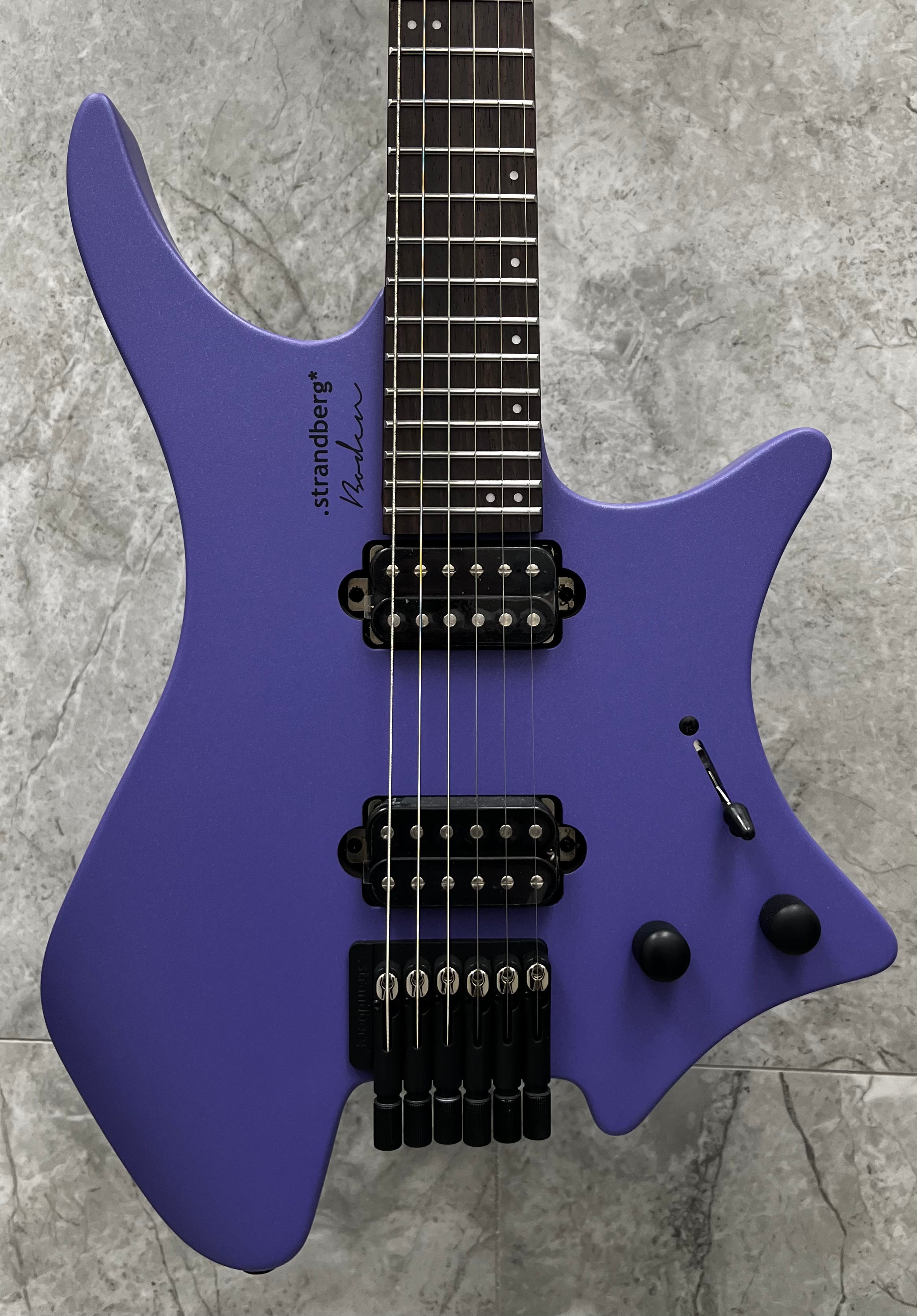 Strandberg Headless Boden Essential 6 Electric Guitar, Future Dusk BD6CT-24E-R-S-FD SERIAL NUMBER C2514896 - 4 LBS 10 OZ