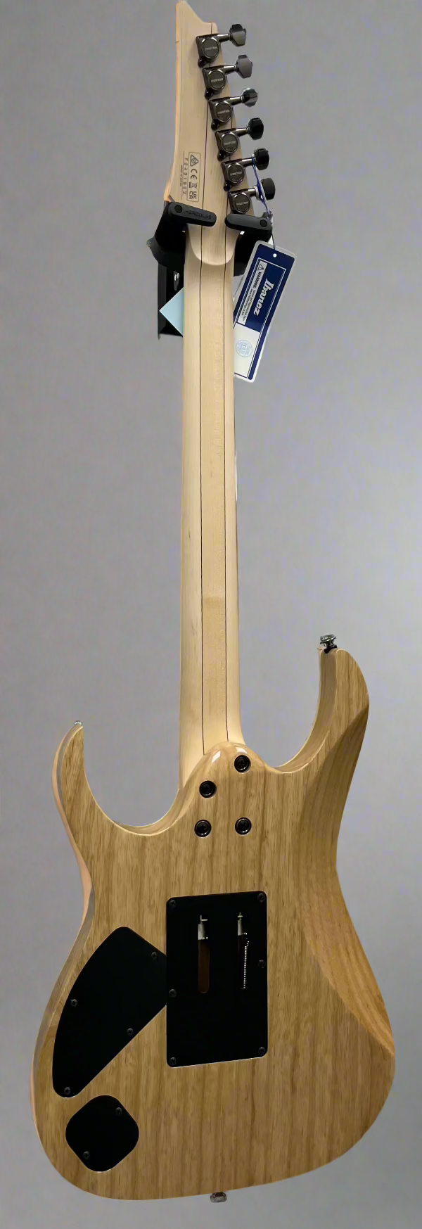 Ibanez Prestige Made in Japan RG652AHM Antique White Blonde RG652AHMAWD SERIAL NUMBER F2431902 - 8.2 LBS