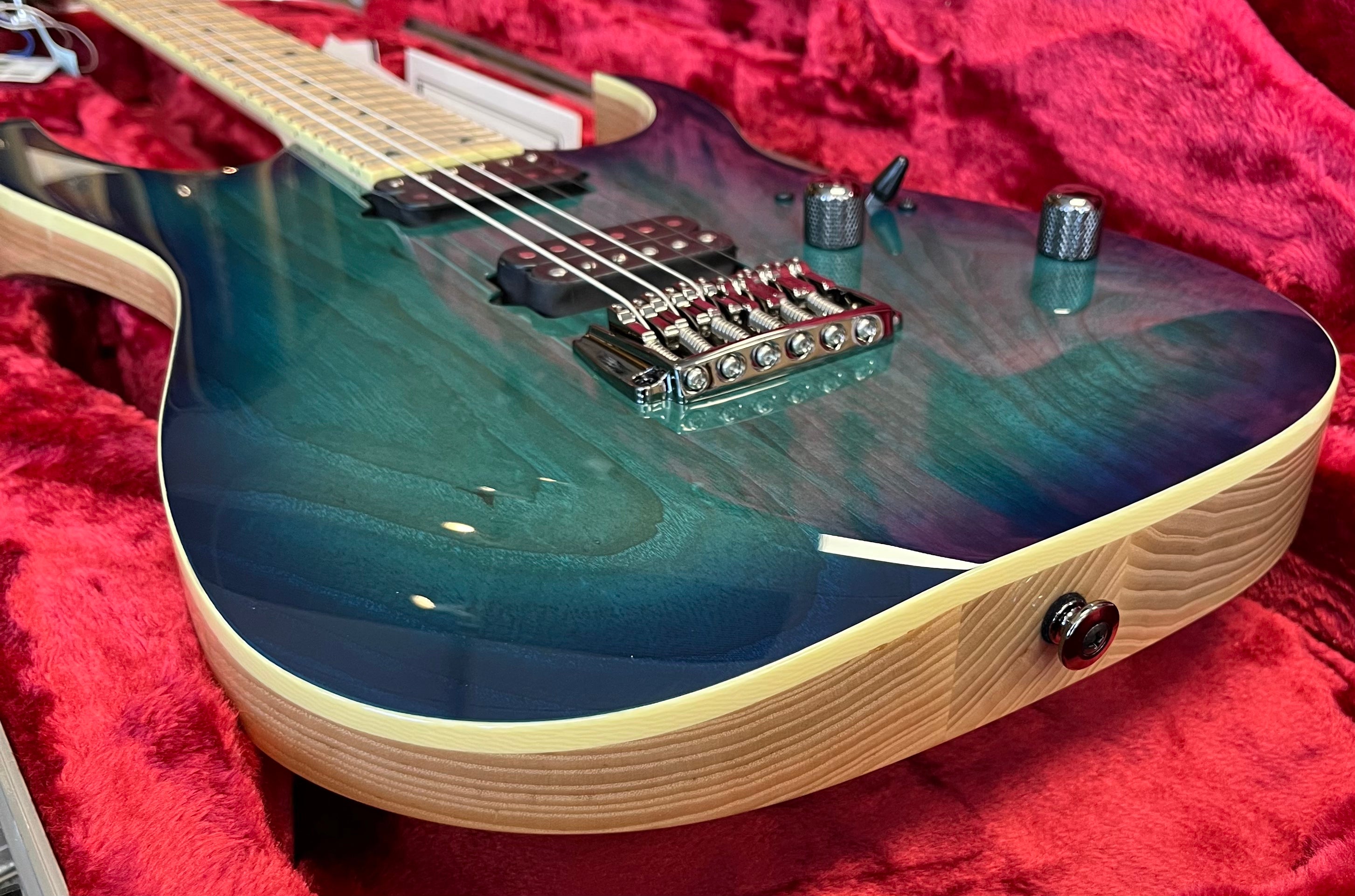 Ibanez MADE IN JAPAN RG652 AHMFX-NGB RG Prestige Fixed Bridge Ibanez MADE IN JAPAN RG652 AHMFX-NGB RG Prestige Fixed Bridge