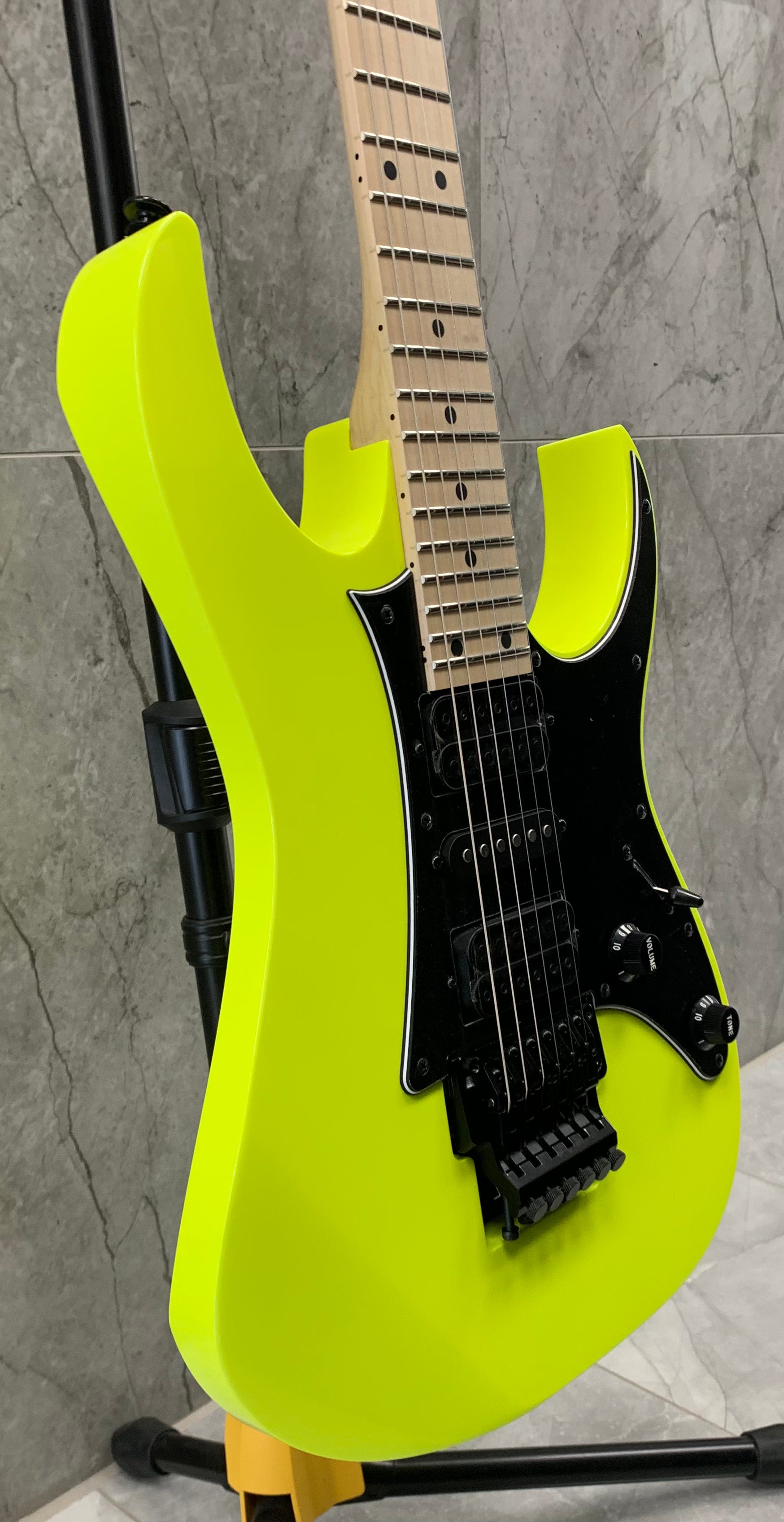 Rg550 desert yellow deals