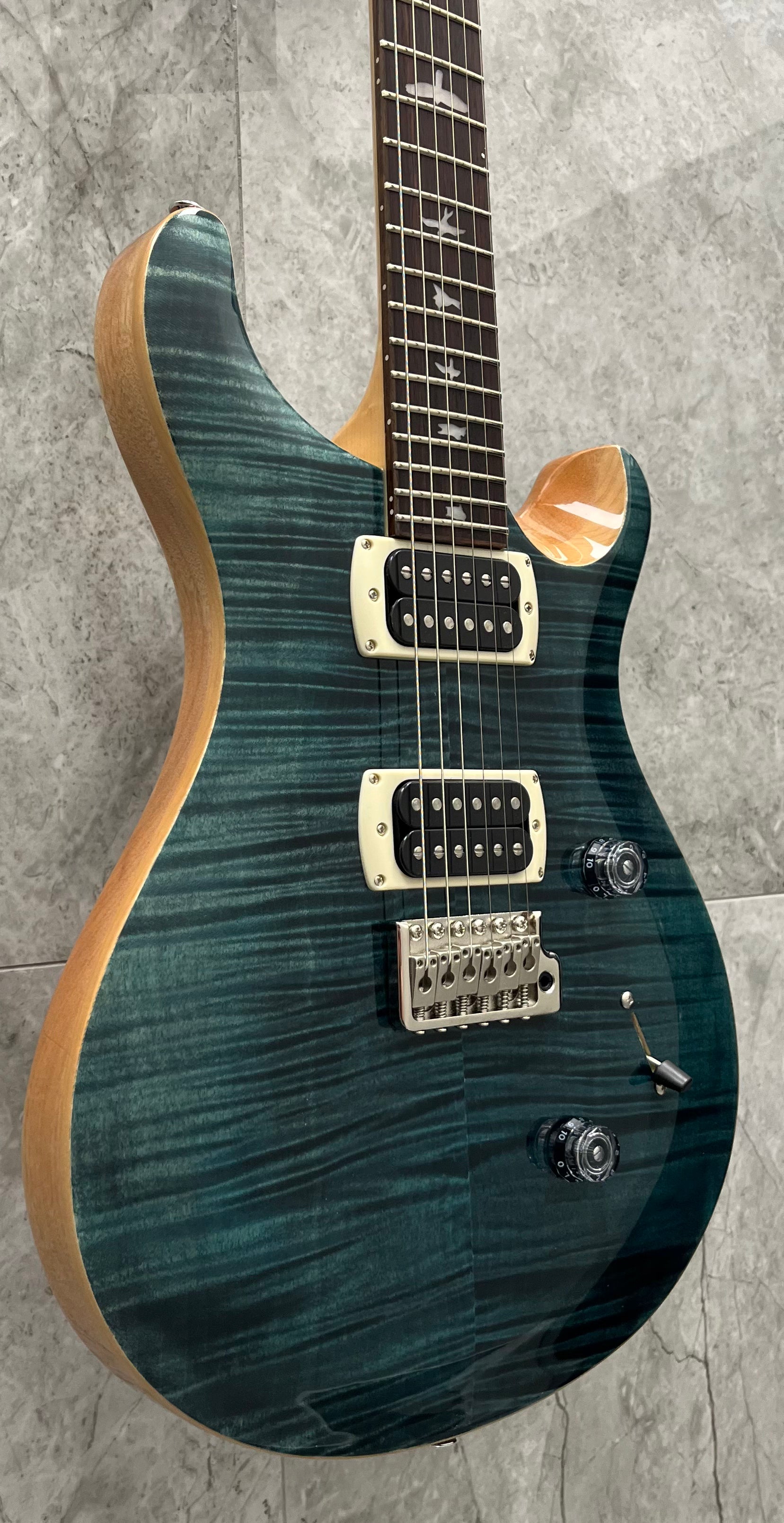 PRS Guitars SE Custom 24 Electric Guitar with Gig Bag - Slate Blue 115977::SB SERIAL NUMBER CTIH043193 - 7 LBS 11 OZ