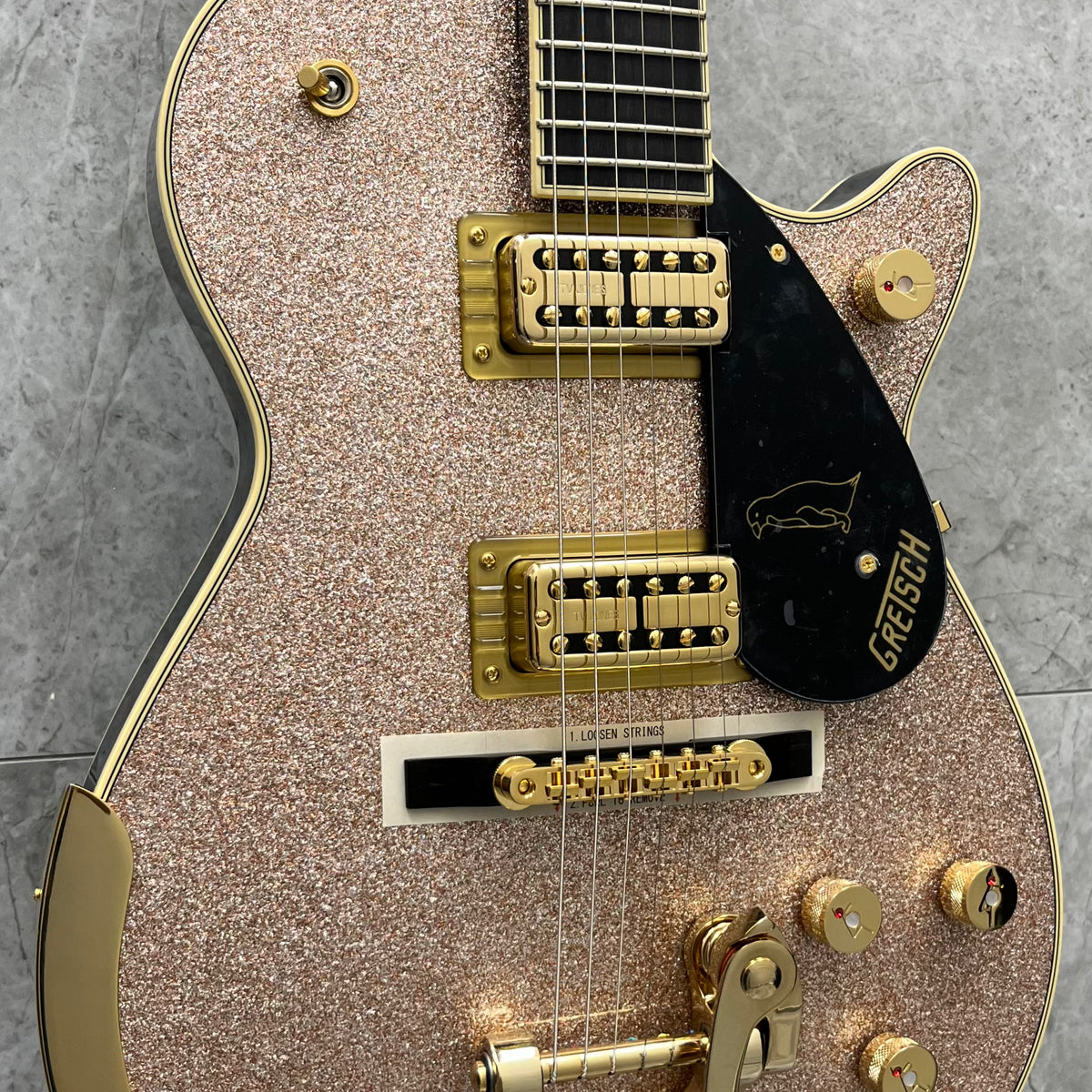 Gretsch MADE IN JAPAN Limited Edition Penguin with String-Thru