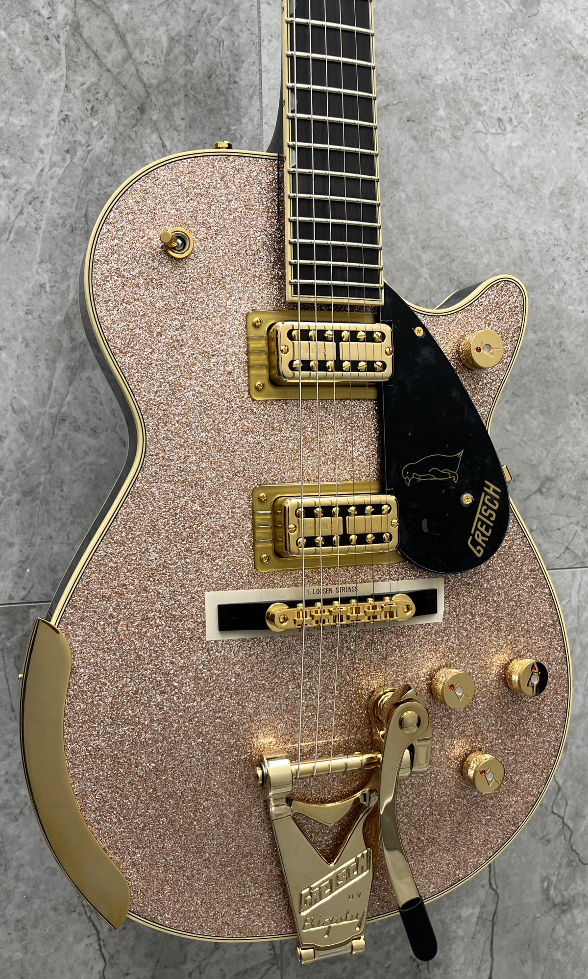 Gretsch MADE IN JAPAN Limited Edition Penguin with String-Thru