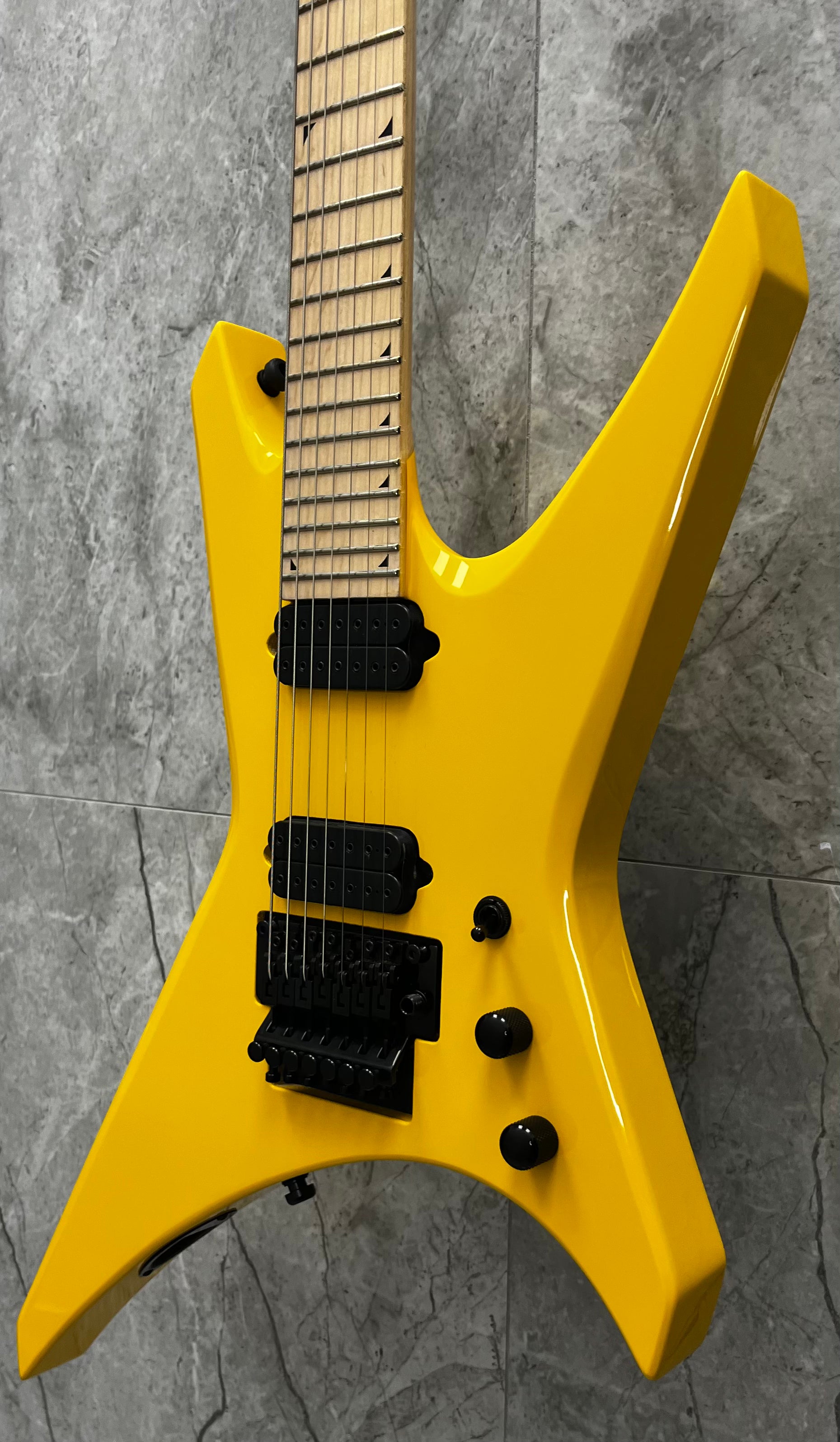 Jackson Pro Series Signature Dave Davidson Warrior WR7, Ebony Fingerboard, Ferrari Yellow 2916507504 SERIAL NUMBER ICJ2611238 - 8.0 LBS