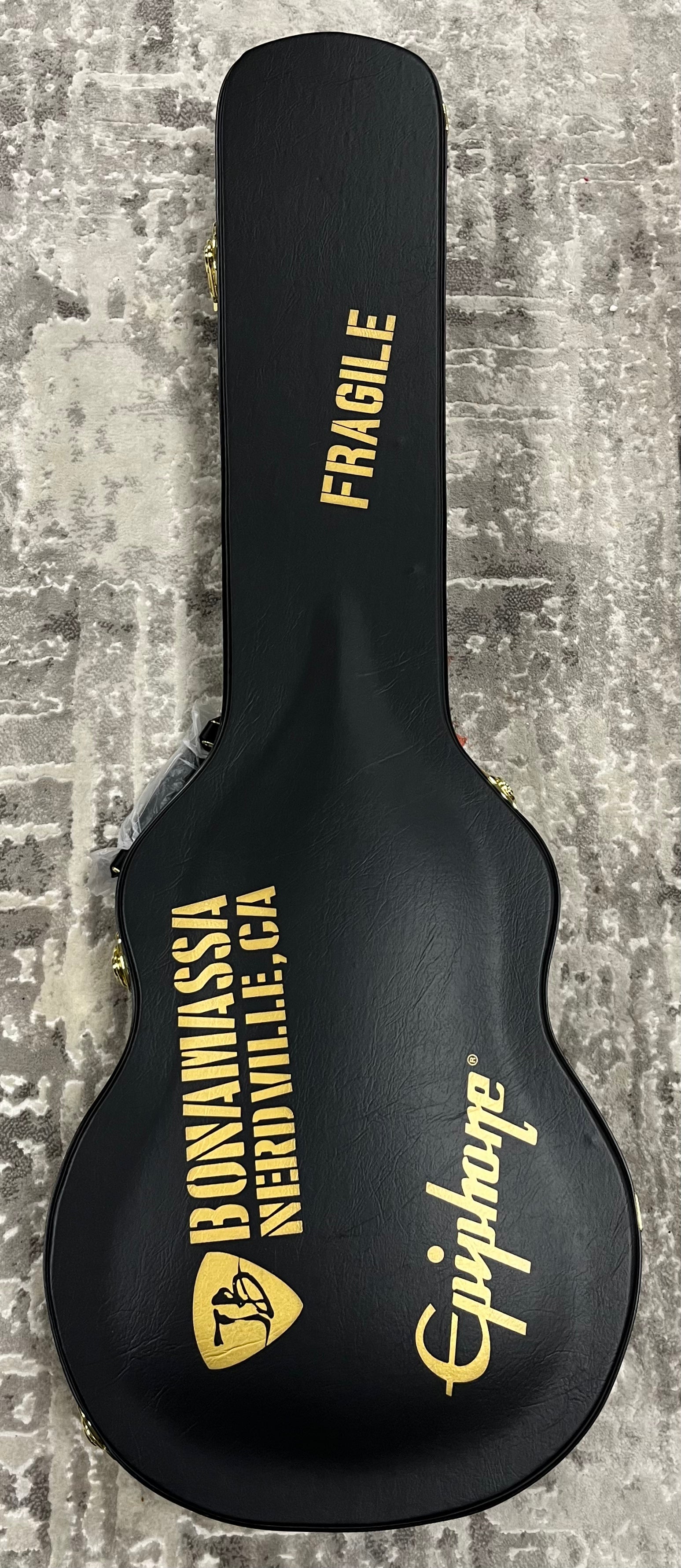 Epiphone Inspired by Gibson Custom Joe Bonamassa 59 LP Custom w/ Bigsby Antique Ebony EIJBLPCBGB SERIAL NUMBER 25051520200 9 LBS 4 OZ