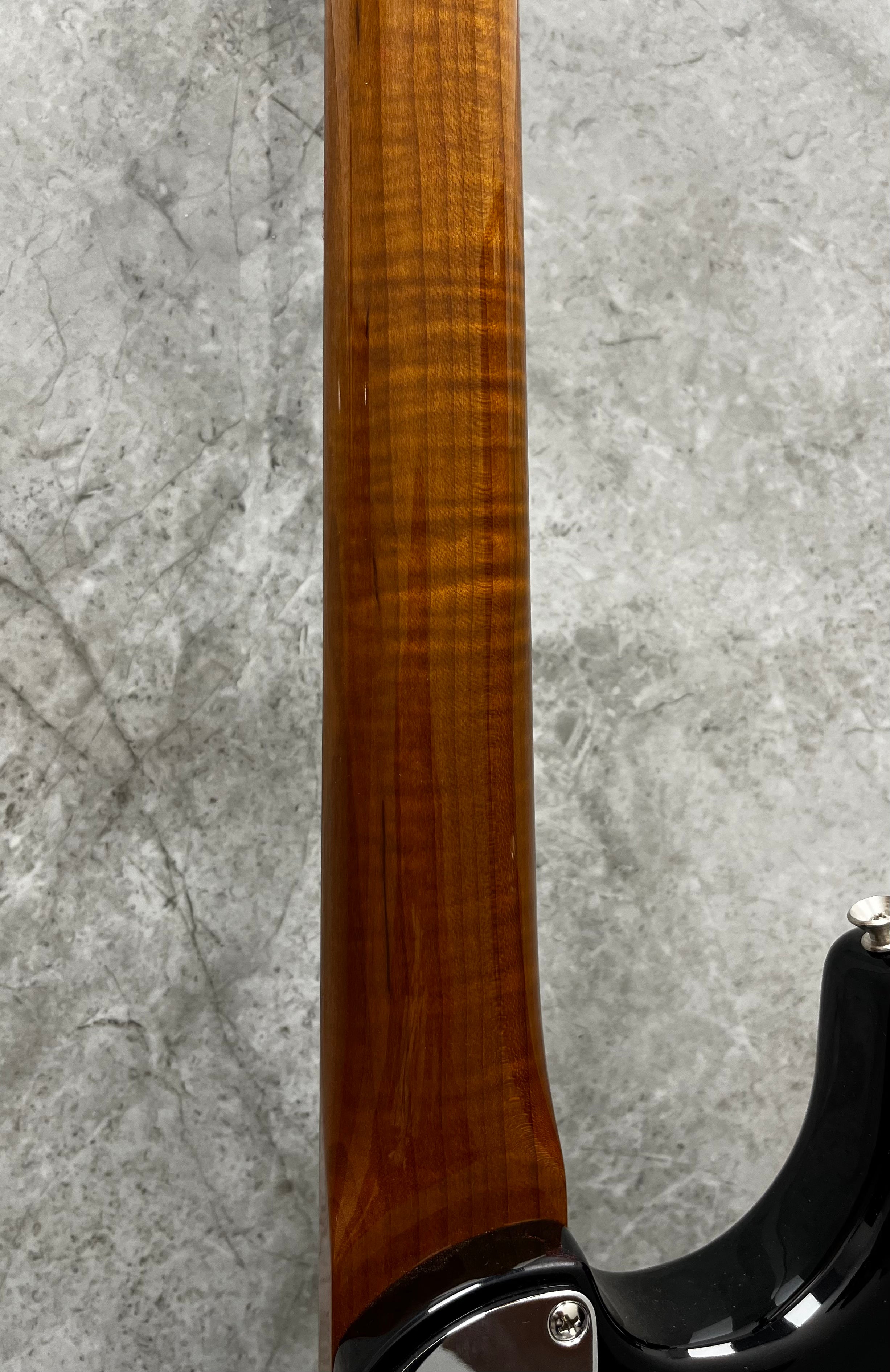 Fender USA Custom Shop American Custom Stratocaster NOS - Transparent Ebony 9235700261 SERIAL NUMBER 20235 - 7 LBS 9 OZ