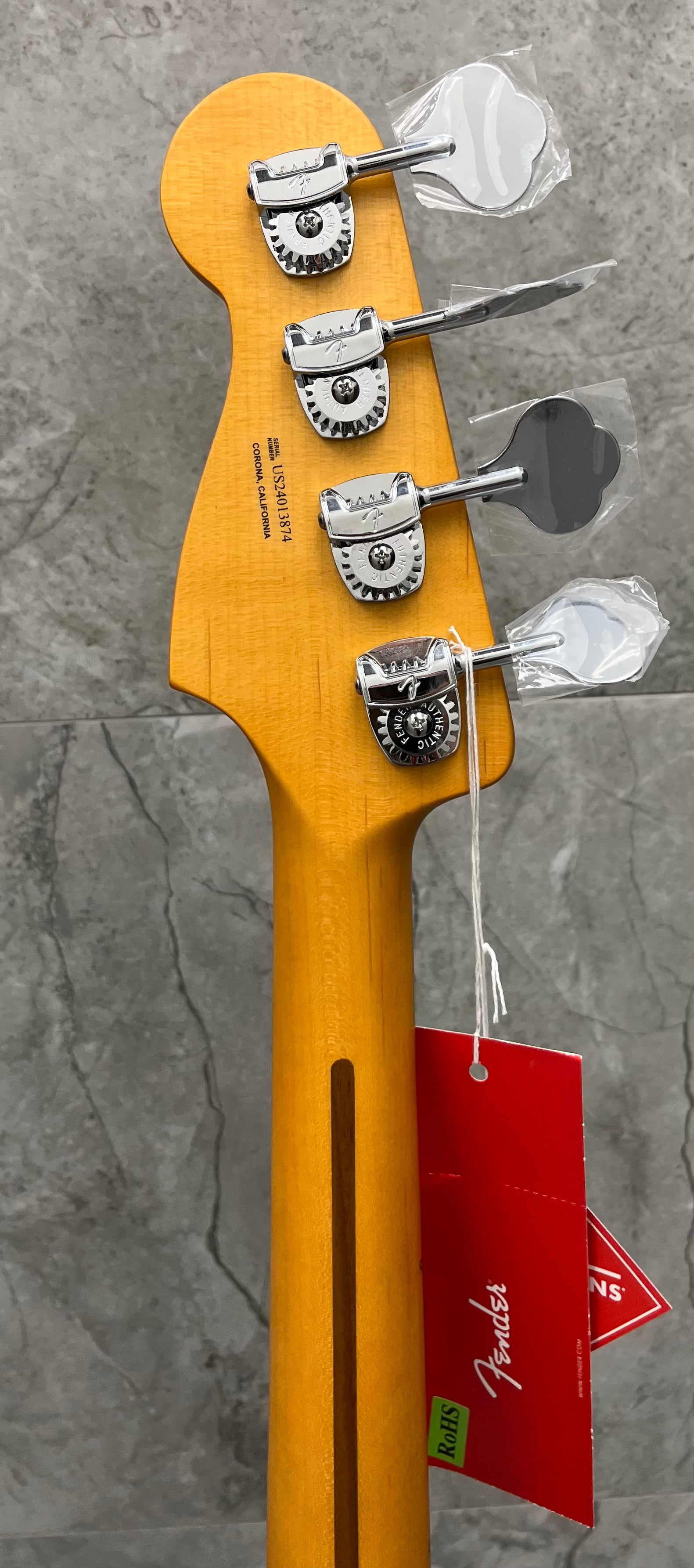 Fender American Ultra II Precision Bass Maple Fingerboard, Avalanche 0199102796