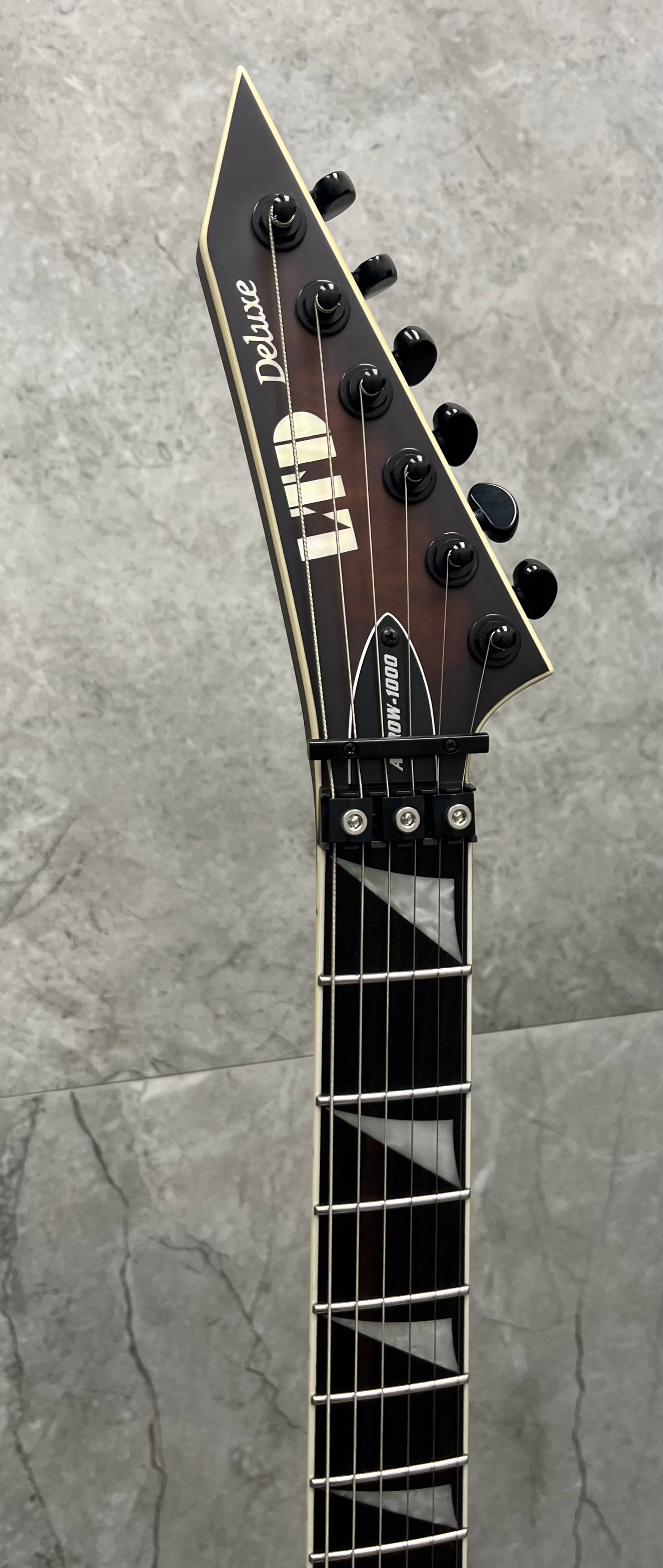 ESP LTD ARROW1000 Arrow-1000 LTD Deluxe V Shape 6 String Electric Guitar, Dark Brown Sunburst Satin LARROW1000QMDBSBS SERIAL NUMBER W24021605 - 7 LBS 4 OZ