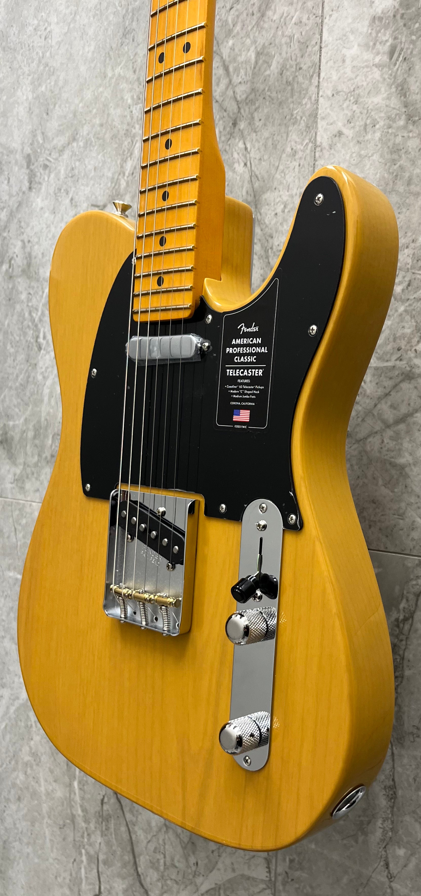 Fender American Professional Classic Telecaster Maple Fingerboard Butterscotch Blonde 0114962350 SERIAL NUMBER US25088862 - 7 LBS 3 OZ