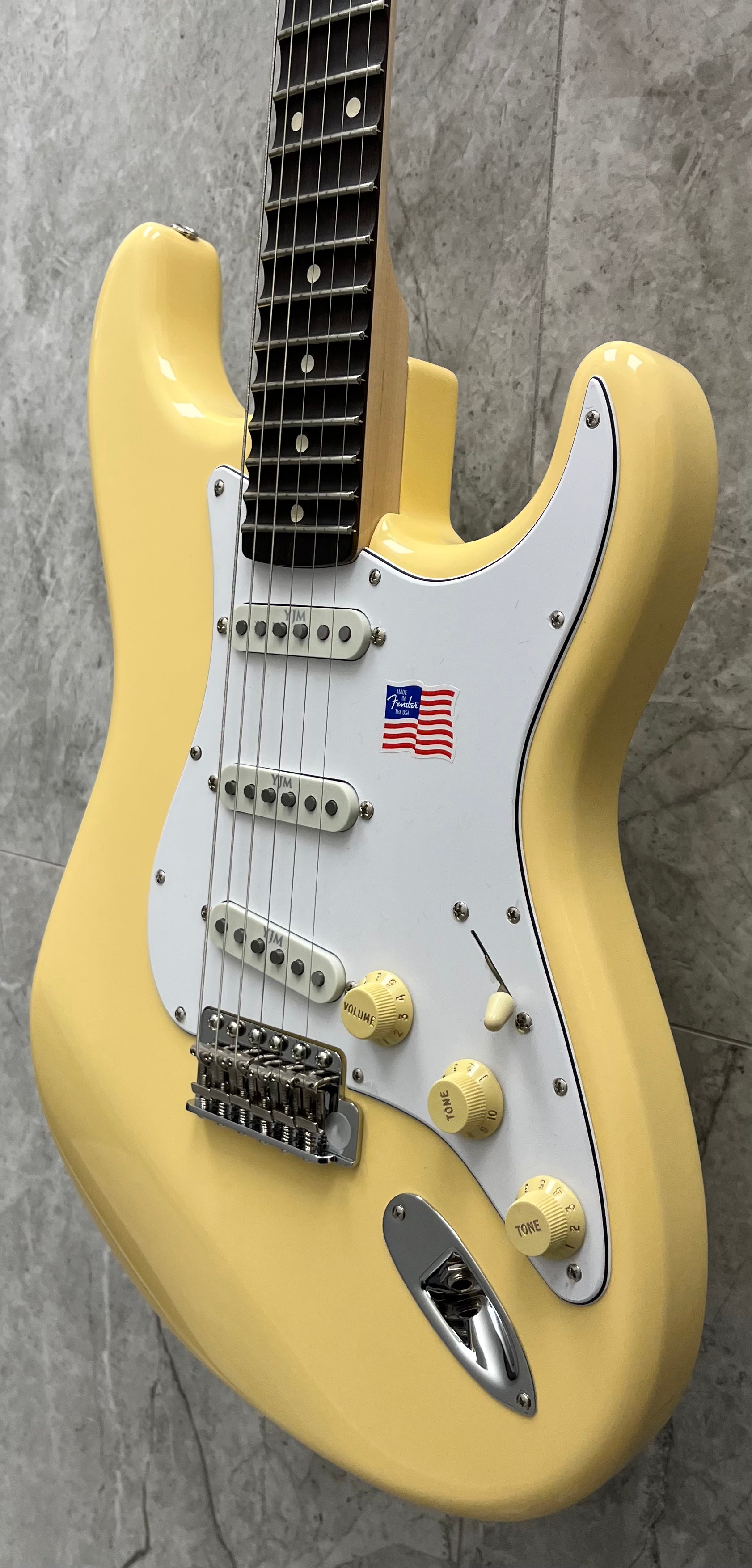 Fender USA Yngwie Malmsteen Stratocaster Scalloped Rosewood Fender USA Yngwie Malmsteen Stratocaster Scalloped Rosewood