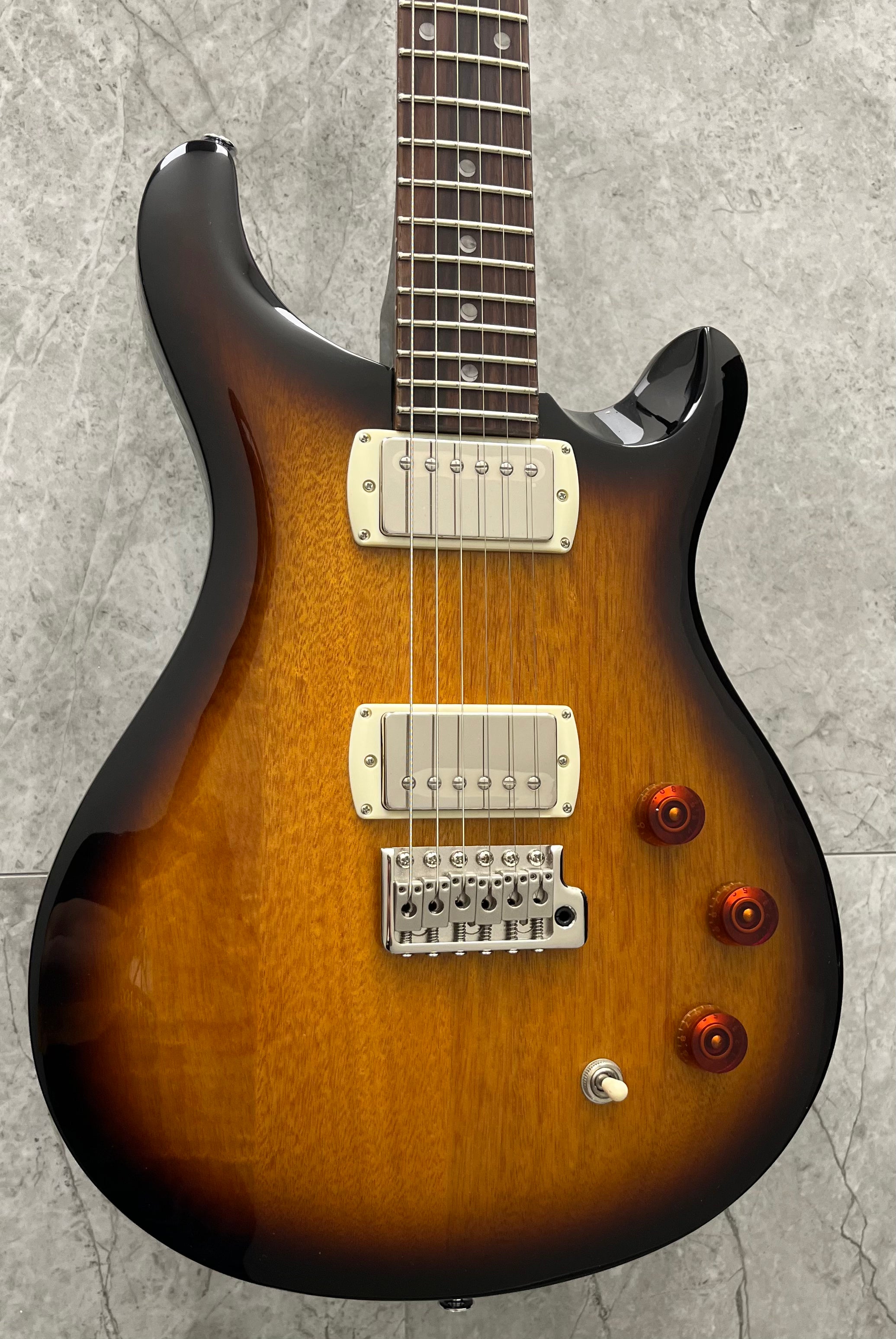 PRS Guitars SE DGT Standard Electric Guitar with Gigbag - McCarty Tobacco Sunburst 116011::MT SERIAL NUMBER CTIH059245 - 7 LBS 4 OZ