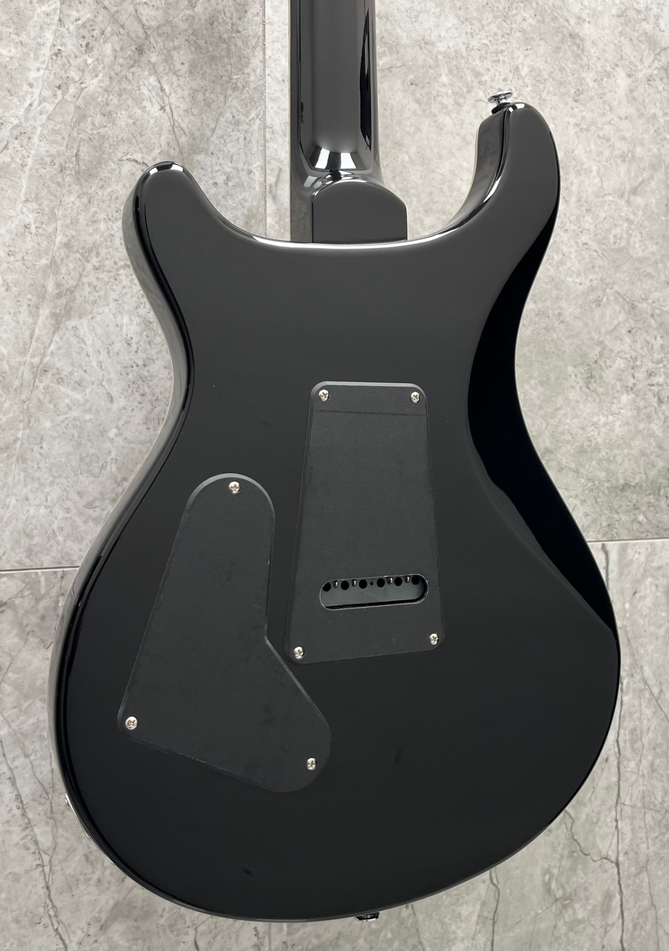 PRS Guitars SE Custom 24 Quilt Top Electric Guitar with Gigbag - Violet 107876::VI SERIAL NUMBER CTIG071466 - 7 LBS 11 OZ