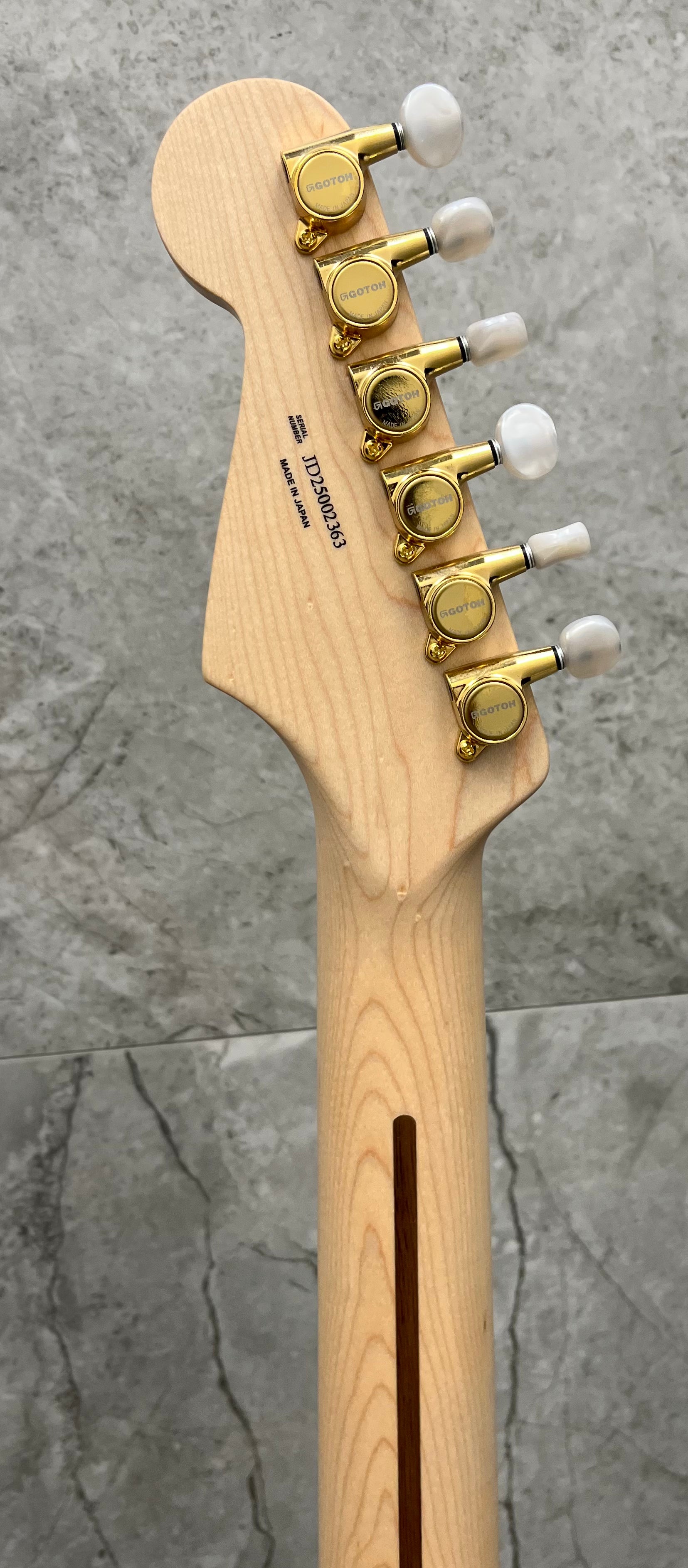 Fender MADE IN JAPAN Richie Kotzen Stratocaster Maple Fingerboard Fender MADE IN JAPAN Richie Kotzen Stratocaster Maple Fingerboard