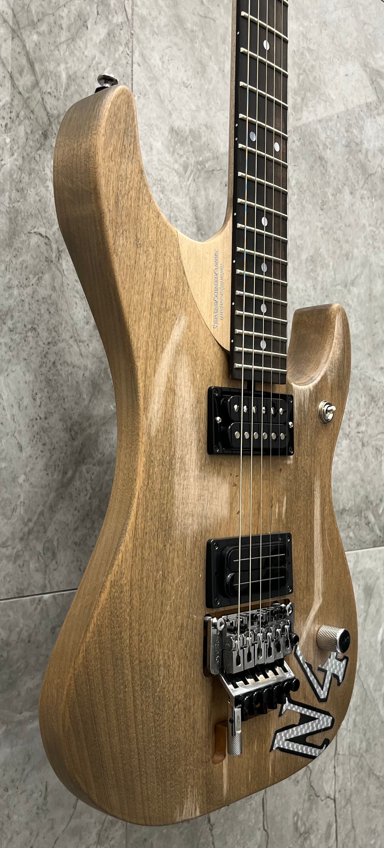 Washburn N4 Authentic Nuno Bettencourt MADE IN THE USA Signature Guitar N4AUTHENTIC-D SERIAL NUMBER 2511597 - 7 LBS 3 OZ