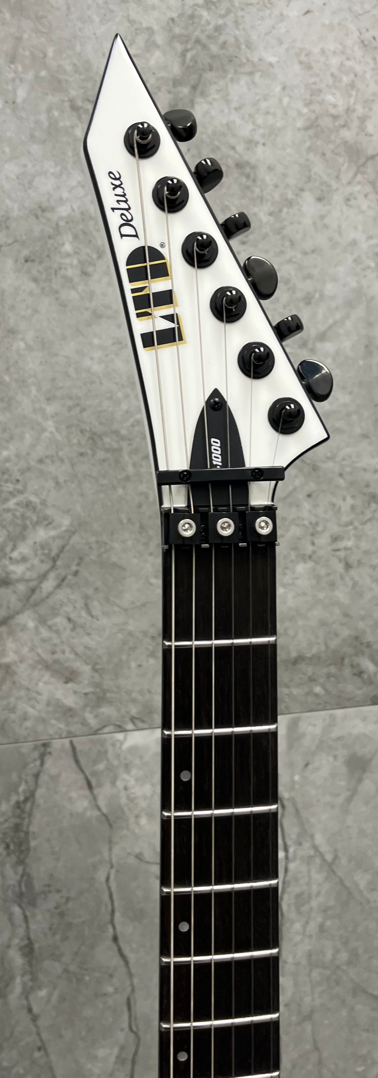 ESP LTD M-1000 M1000 SNOW WHITE W/ FISHMAN PICKUPS LM1000SW SERIAL NUMBER CI24070159 - 8 LBS 6 OZ