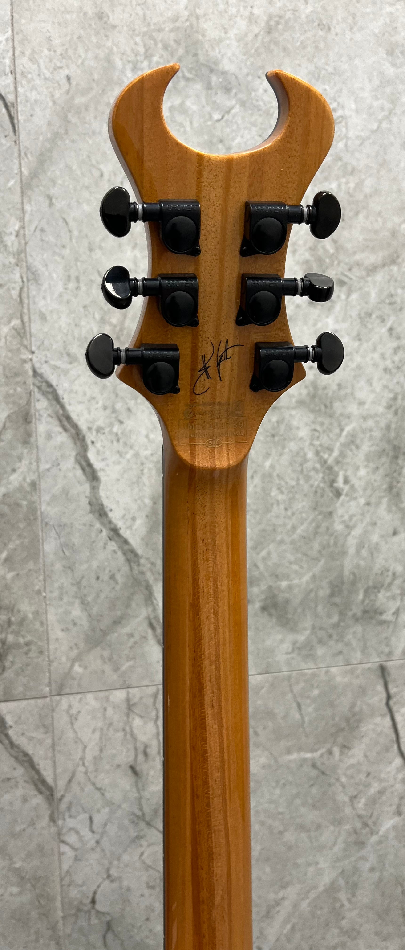 Schecter Synyster Standard Plus Left Handed Electric Guitar, Gloss Natural 1754-SHC SERIAL NUMBER IM25101739 - 7 LBS 15 OZ