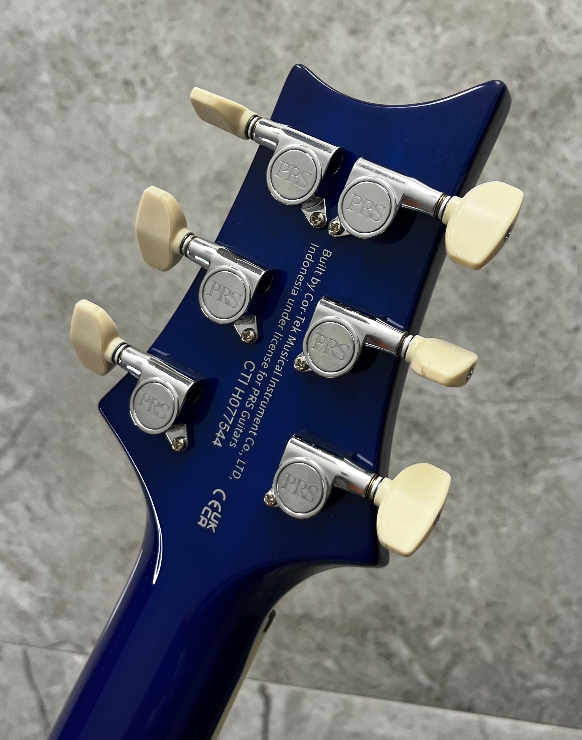 PRS GUITARS SE Custom 24-08 Quilt TOP Lake Blue 115995:LB SERIAL NUMBER CTIH077544 7 LBS 12 OZ
