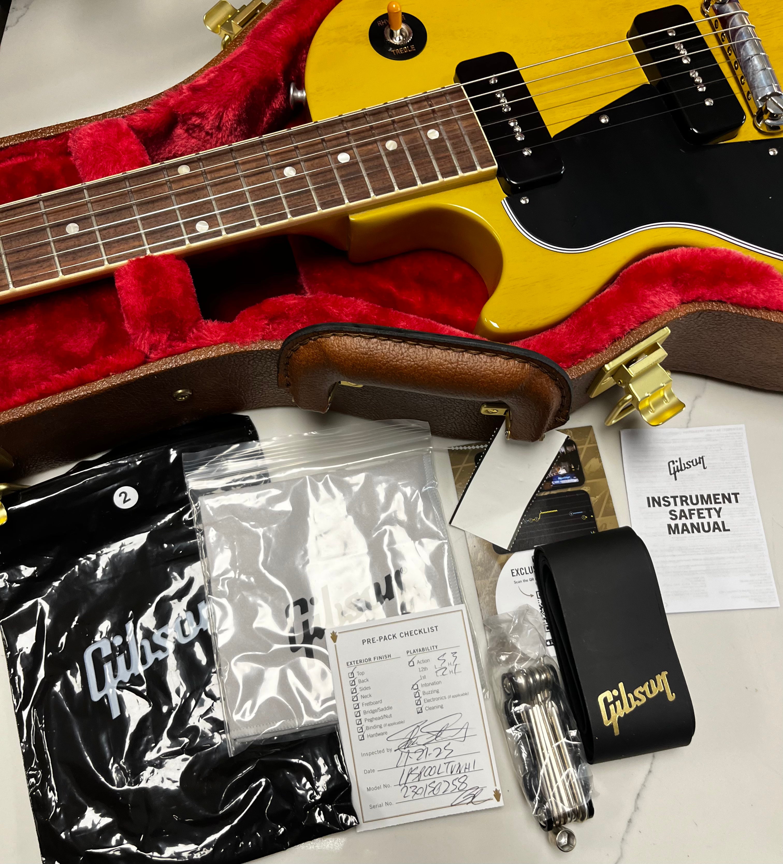 Gibson USA Les Paul Special Left Handed - TV Yellow LPSP00TVNHLH SERIAL NUMBER 230150258 7 lbs 11 oz