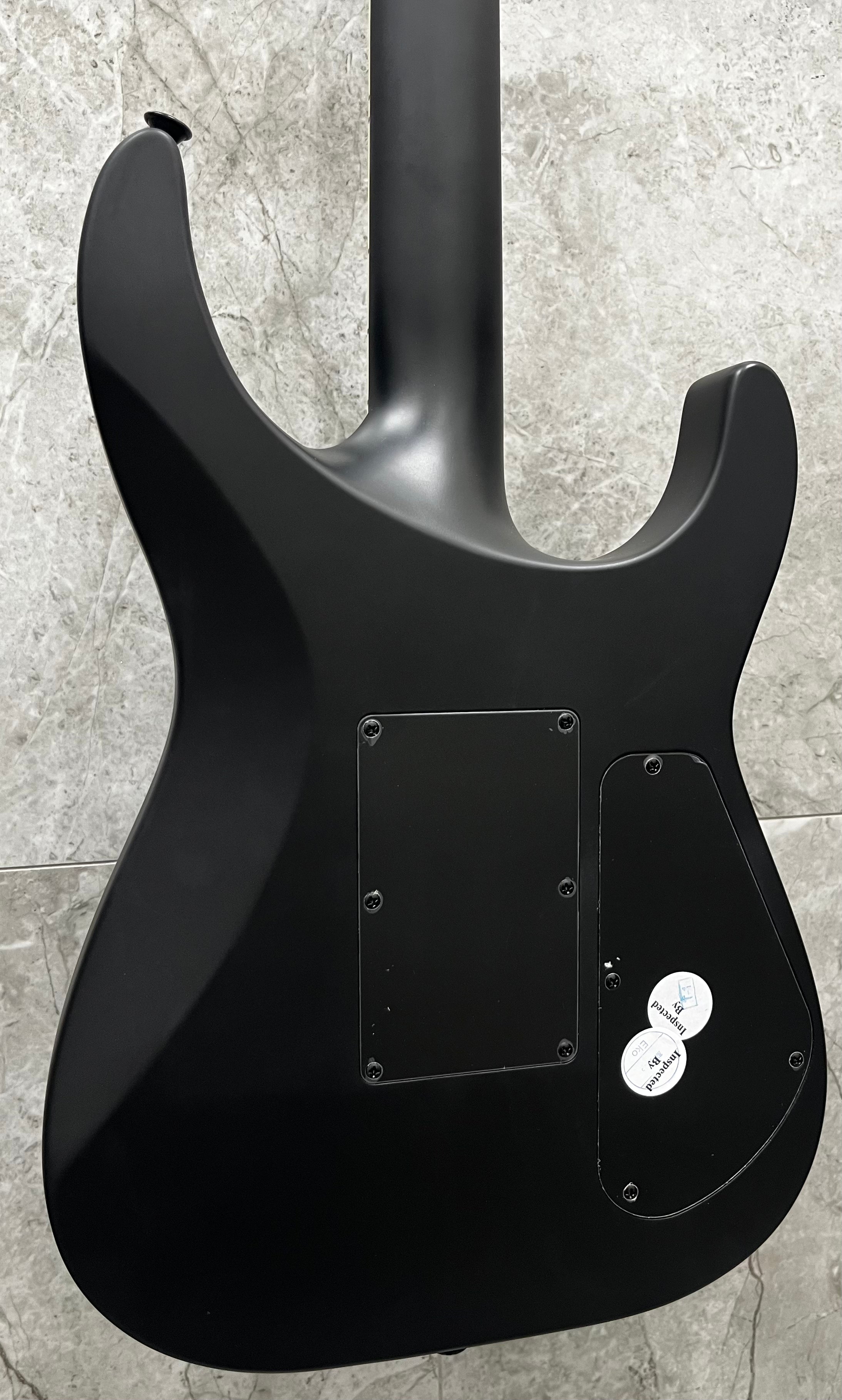 Jackson X Series Soloist SLX LEFT HANDED Satin Black 2916433568 SERIAL NUMBER ICJ2602293 - 7 LBS 11 OZ