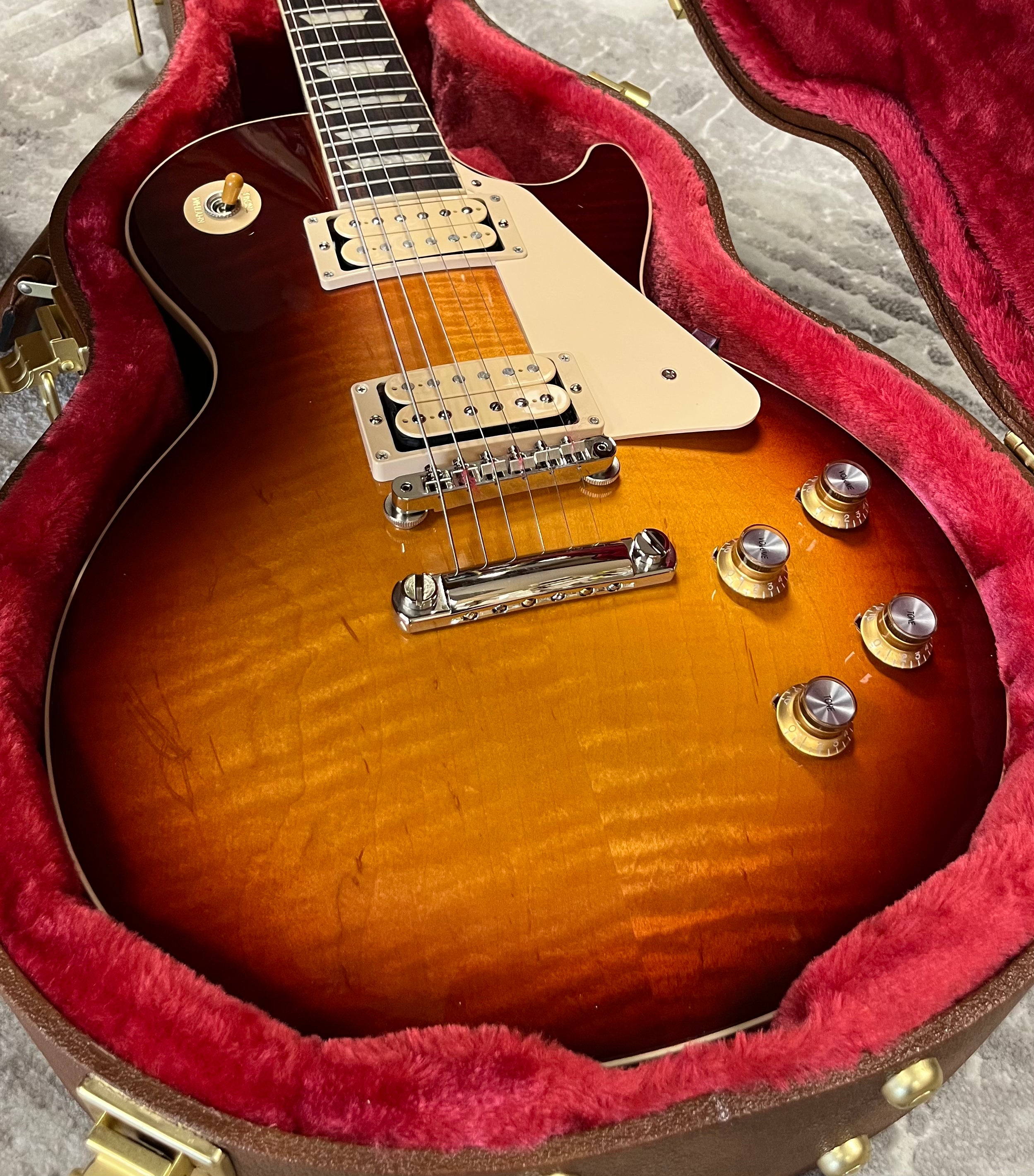 Gibson USA Les Paul Standard 60s Double Trouble Electric Guitar with Hardshell Case - Vintage Bourbon Burst LPS6DCW25VUNH SERIAL NUMBER 212150268 9 LBS 5 OZ