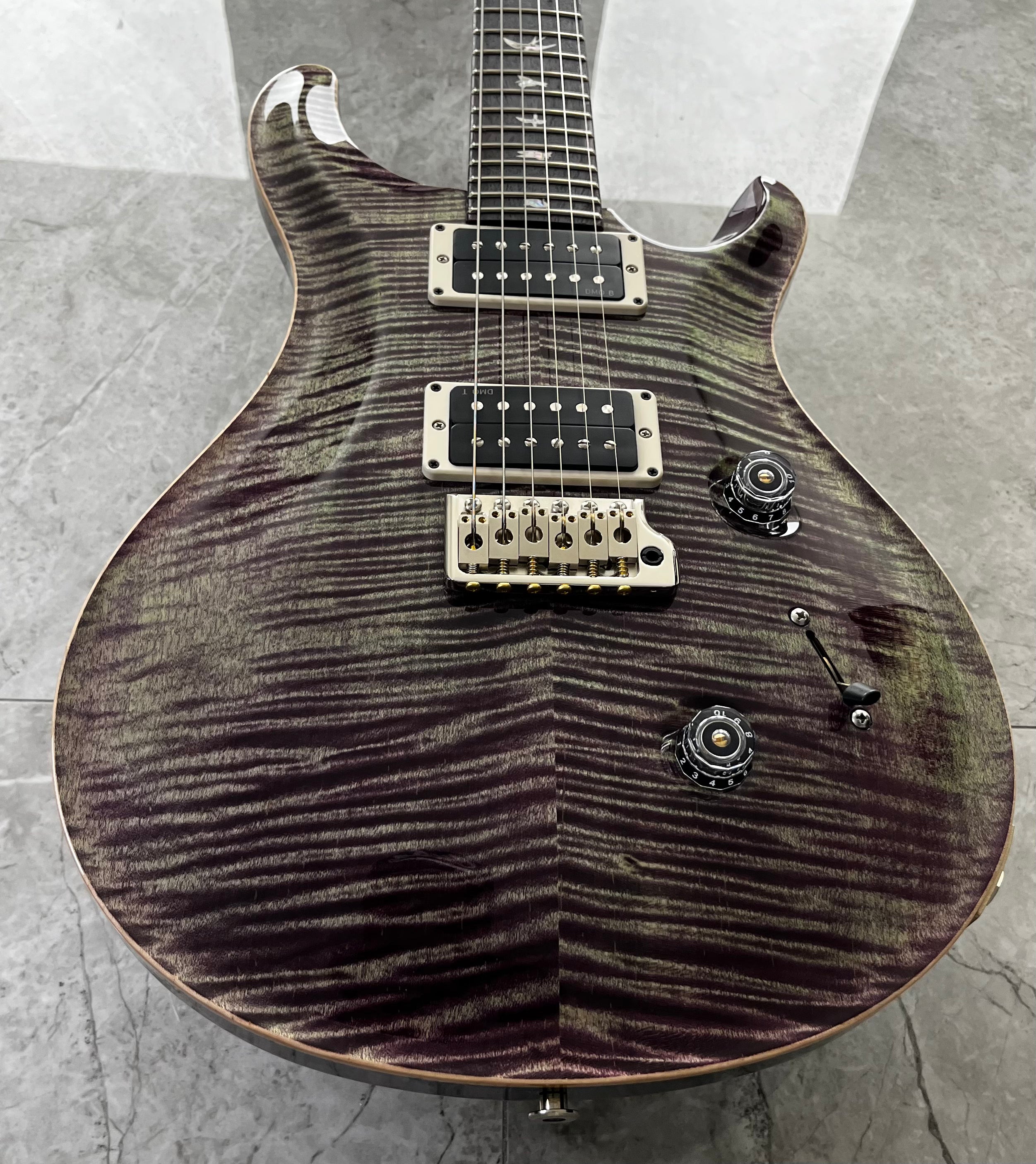 PRS GUITARS USA CUSTOM 24 SPRAYERS CHOICE 112786::XX Aroura Borealis with Translucent Purple Sparkle Back SERIAL NUMBER 26 0430964 - 7 LBS 8 OZ