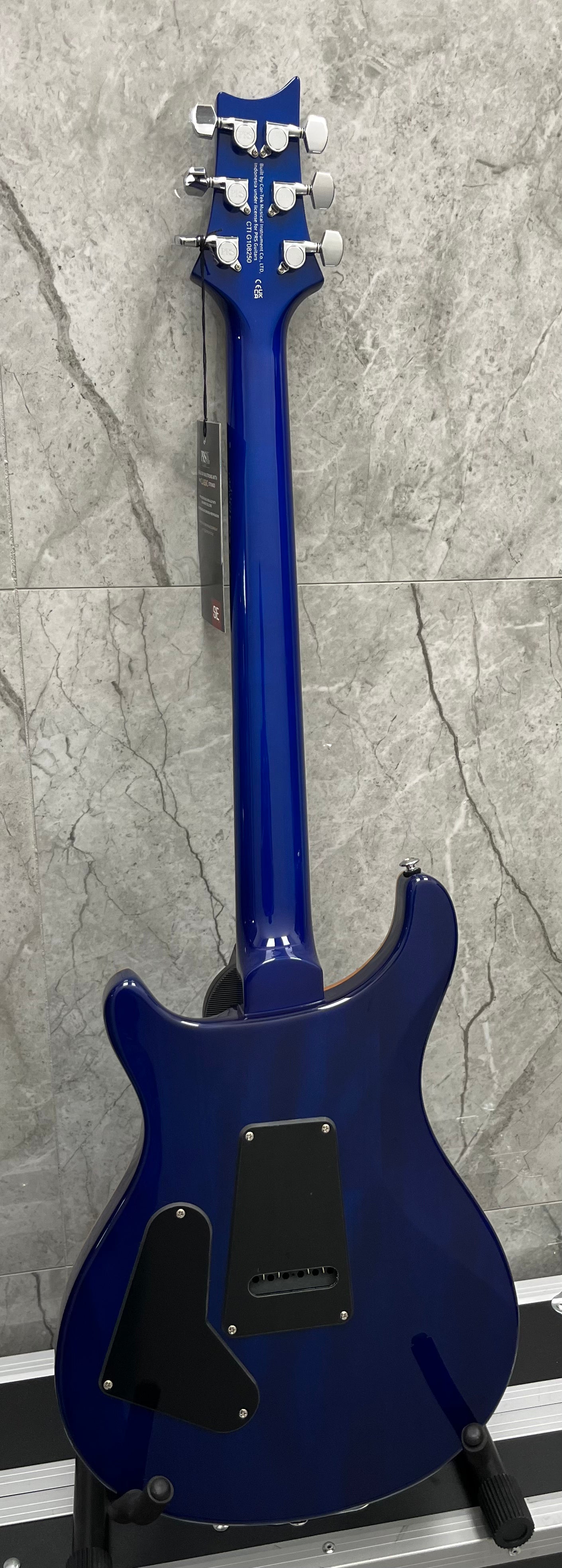 PRS GUITARS SE Custom 24 W/ GIG BAG Lake Blue 108193:LB SERIAL NUMBER CTIG108250 - 7 LBS 10 OZ