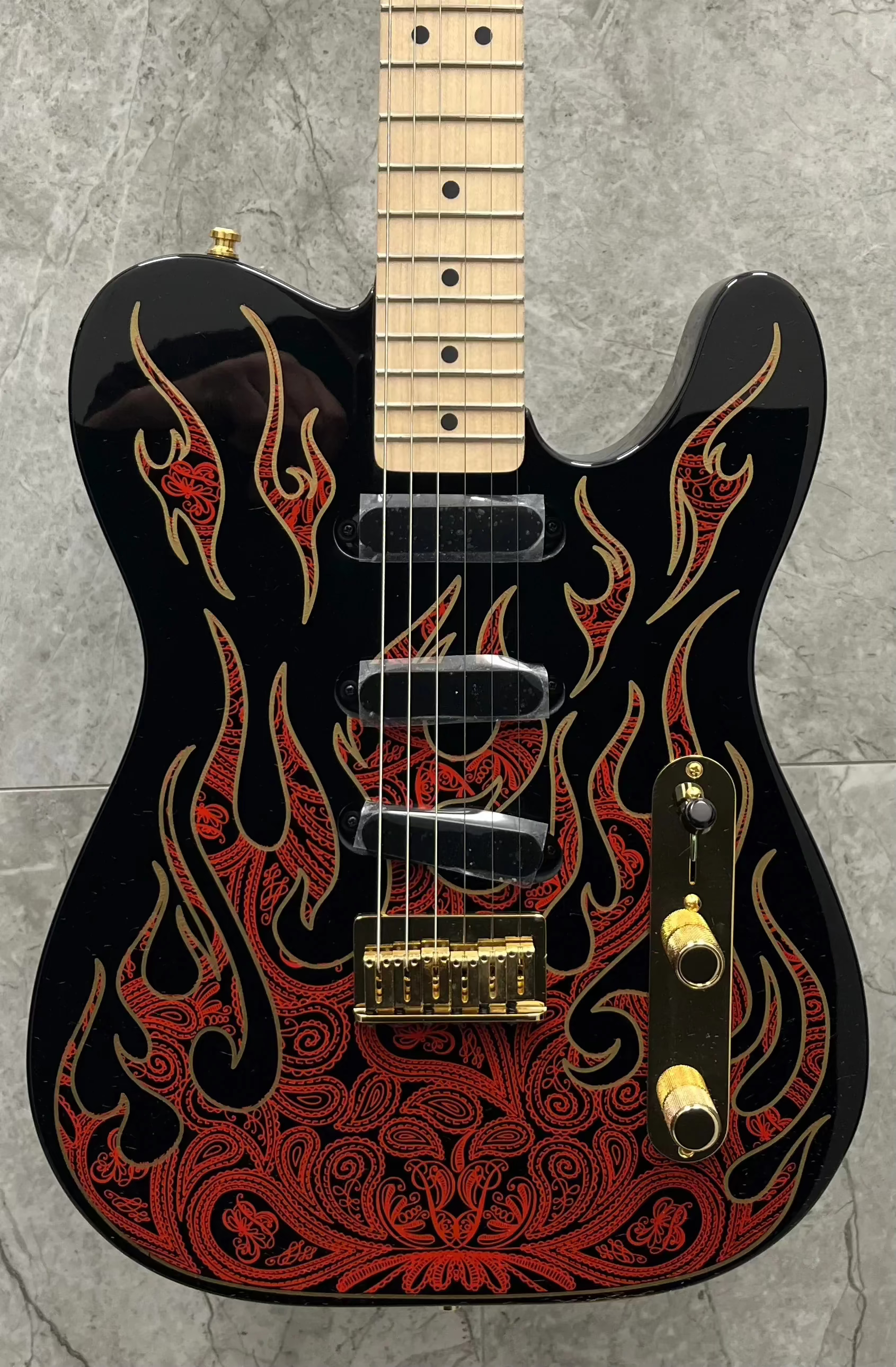 Fender USA James Burton Telecaster, Maple Fingerboard, Red