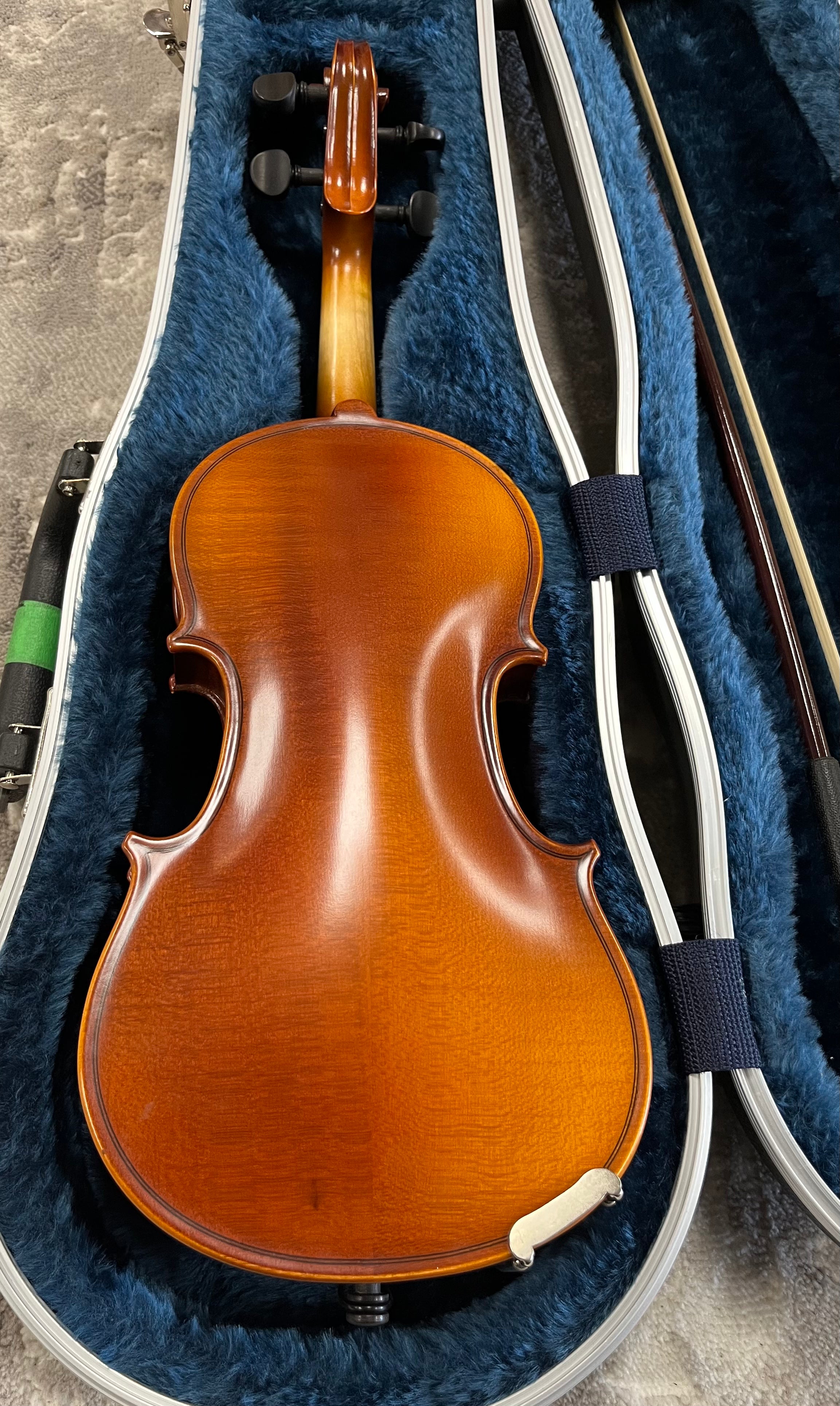 Knilling Bucharest 4KQ 1/4 Violin Outfit Made in Romania w/ Hard Shell case and Bow