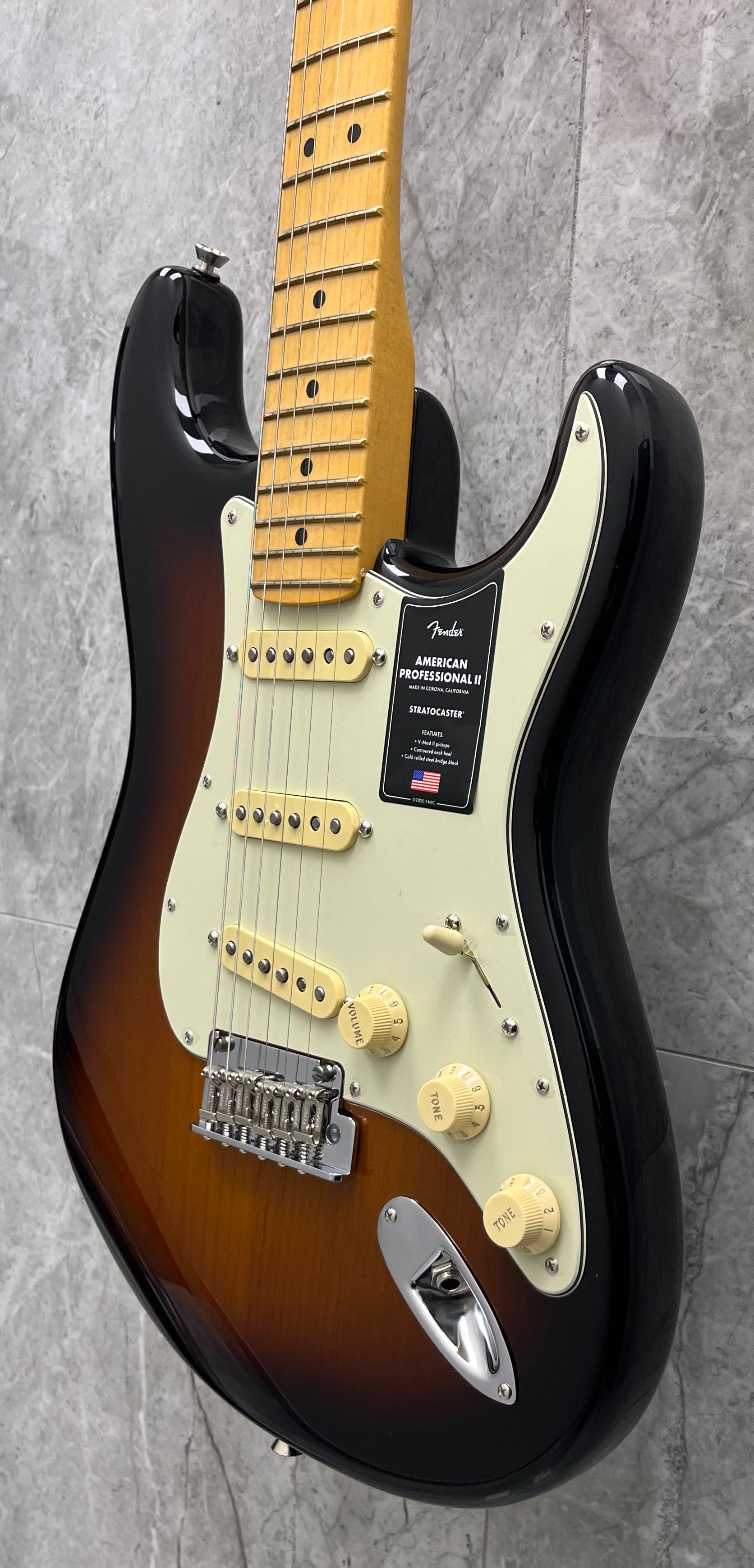 Fender American Professional II Stratocaster Maple Fingerboard Fender American Professional II Stratocaster Maple Fingerboard