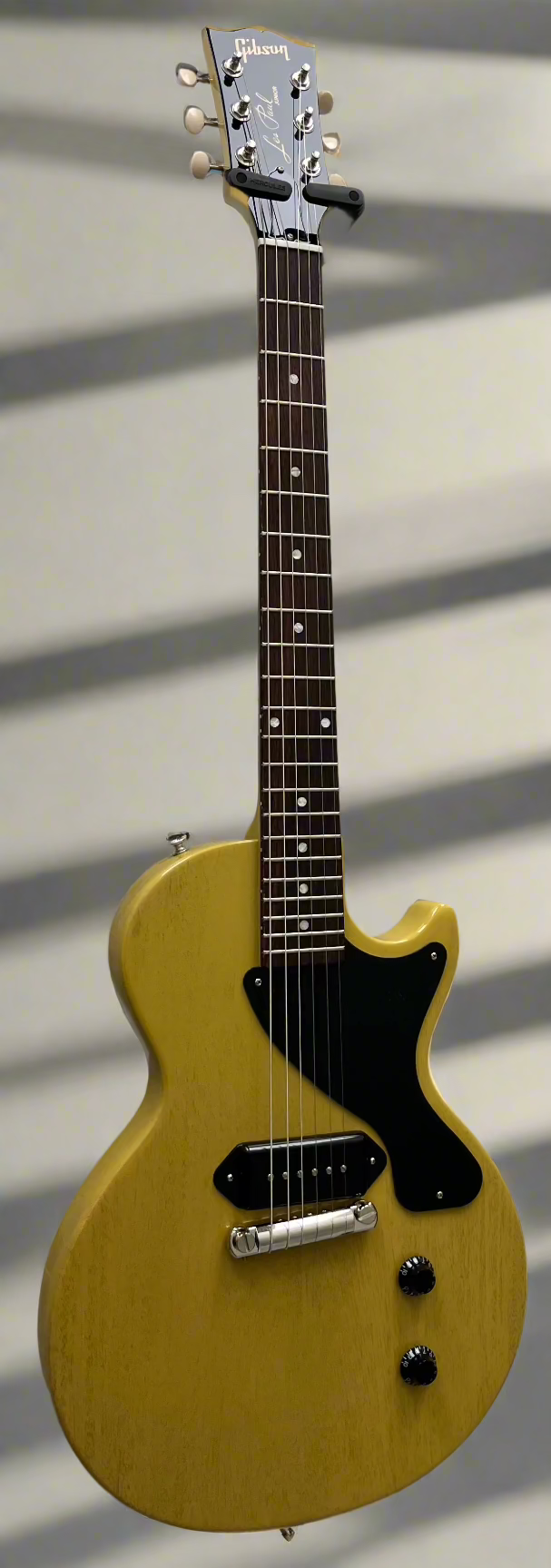 Gibson USA Les Paul Junior Electric Guitar with Hardshell Case - TV Yellow LPJR00TVNH