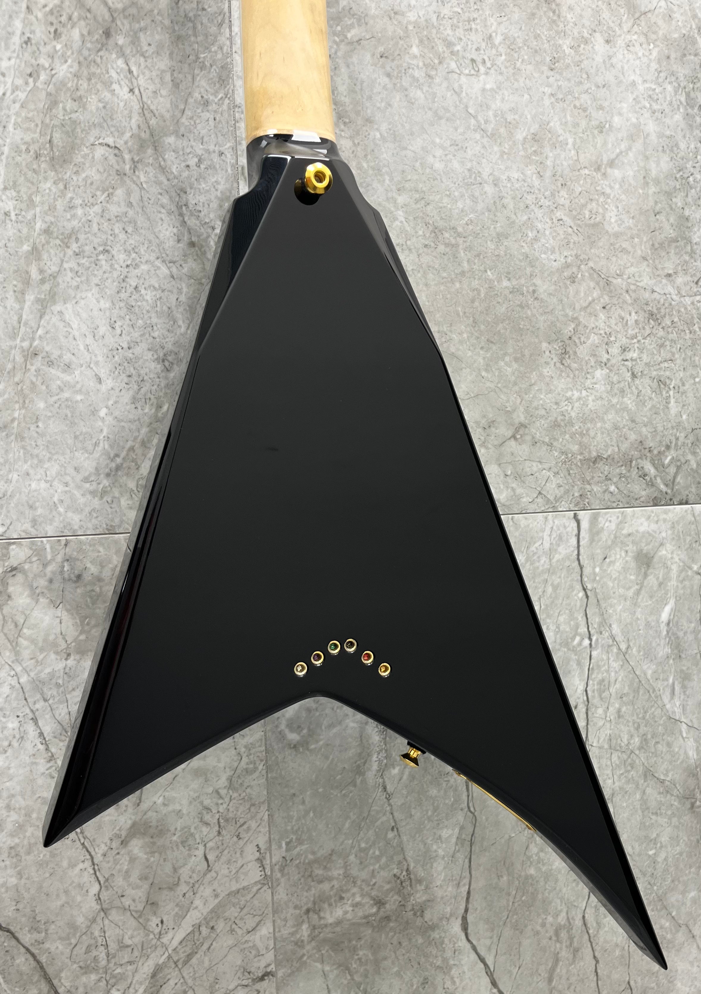 Jackson Pro Rhoads RRT-5 Ebony Fingerboard, Gloss Black 2914331503 SERIAL NUMBER ISJ2403665 - 6.6 LBS