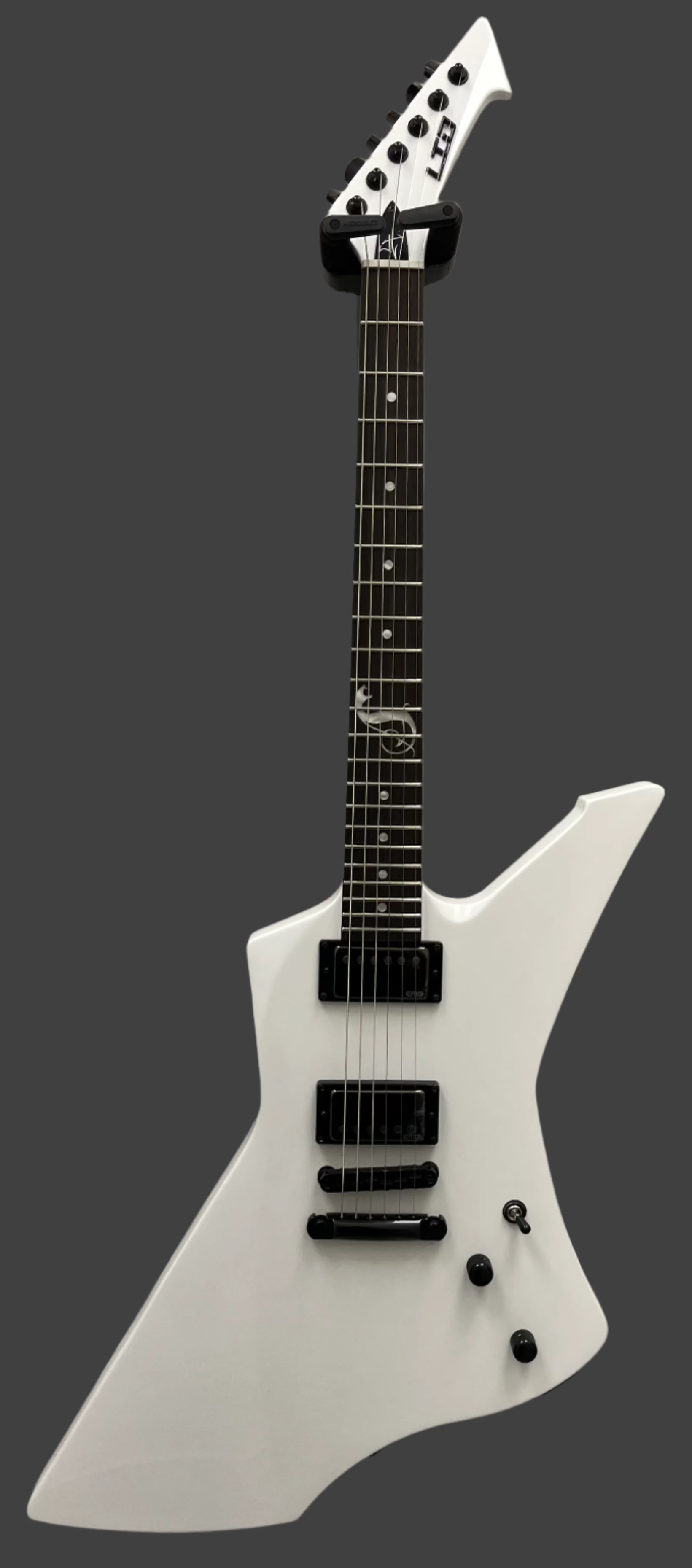 LTD SNAKEBYTE White ストラップ付き 美品 Amazon.com: ESP LTD James