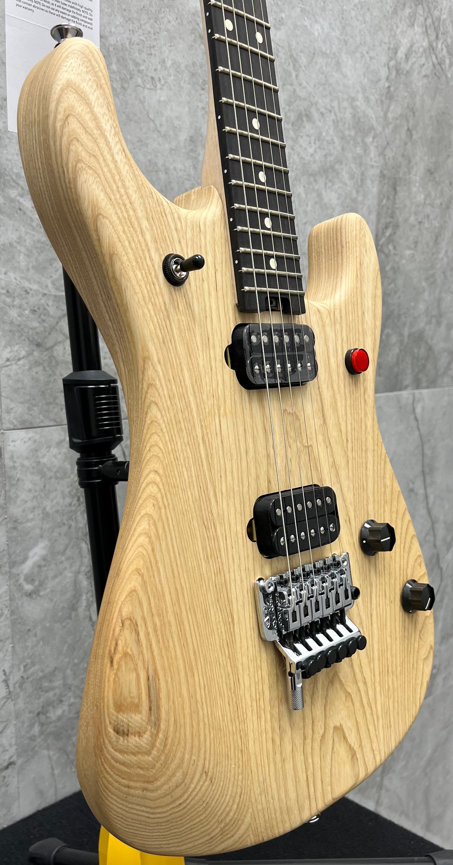 EVH Limited-Edition 5150 Deluxe Electric Guitar Natural Ash