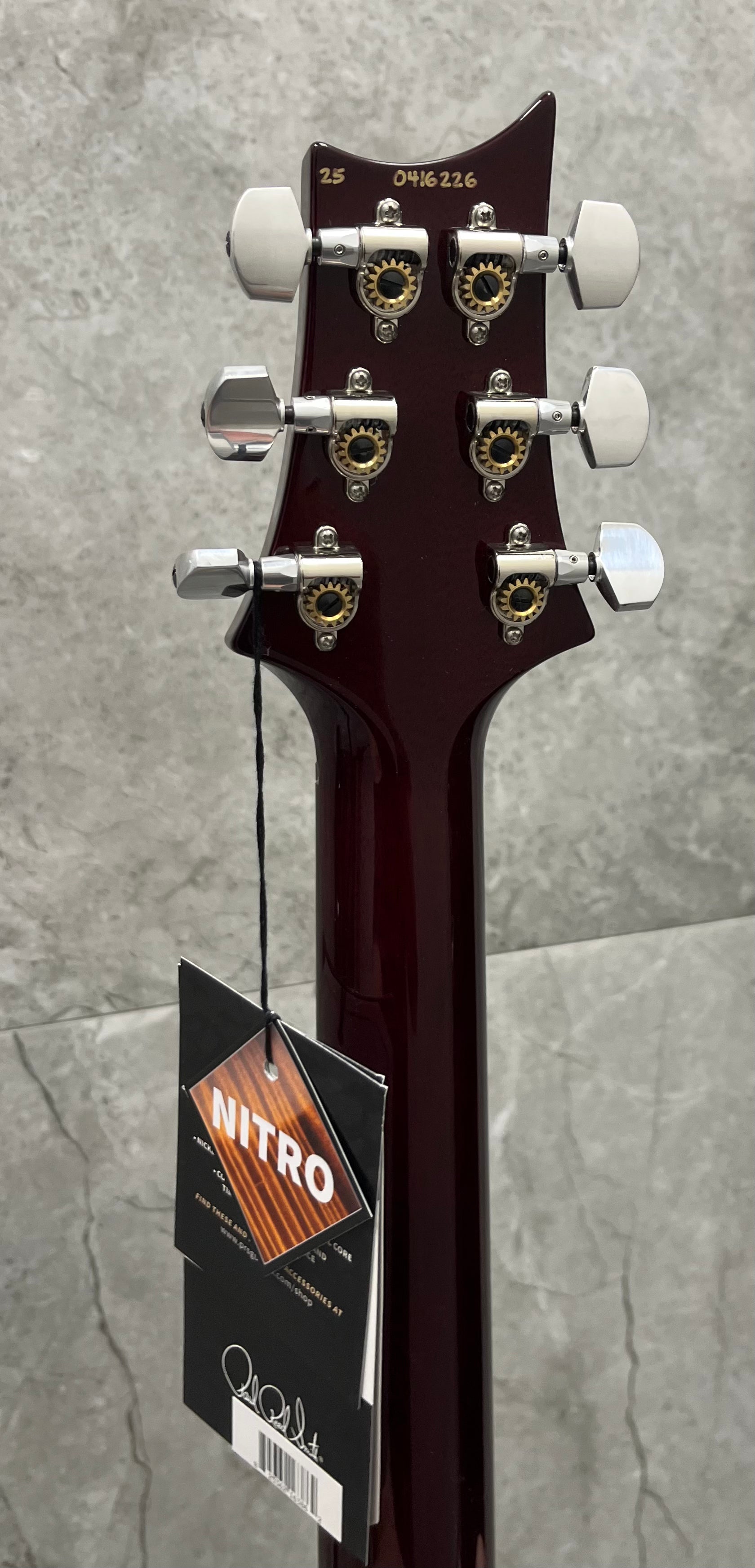 PRS USA Tremonti Signature Charcoal Purple Burst w/ Natural Binding 0416226 SERIAL NUMBER 250416226 - 8 LBS 6 OZ