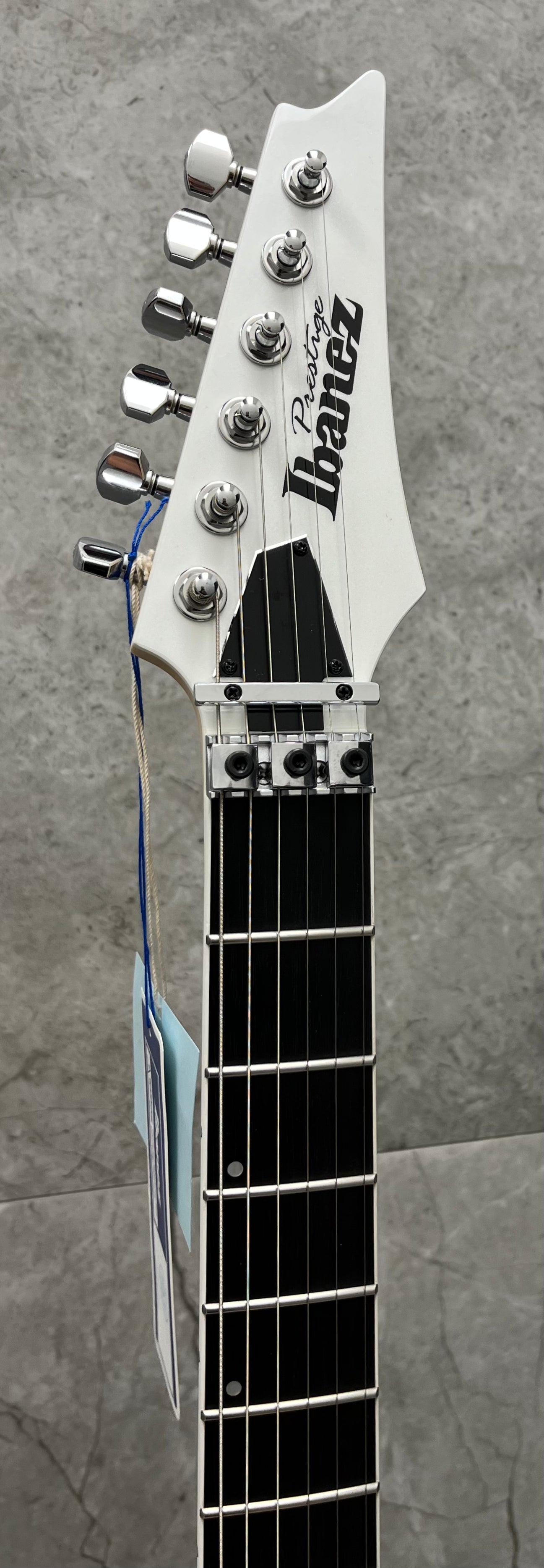 Ibanez MADE IN JAPAN RG5440C Prestige Electric Guitar - Pearl Ibanez MADE IN JAPAN RG5440C Prestige Electric Guitar - Pearl