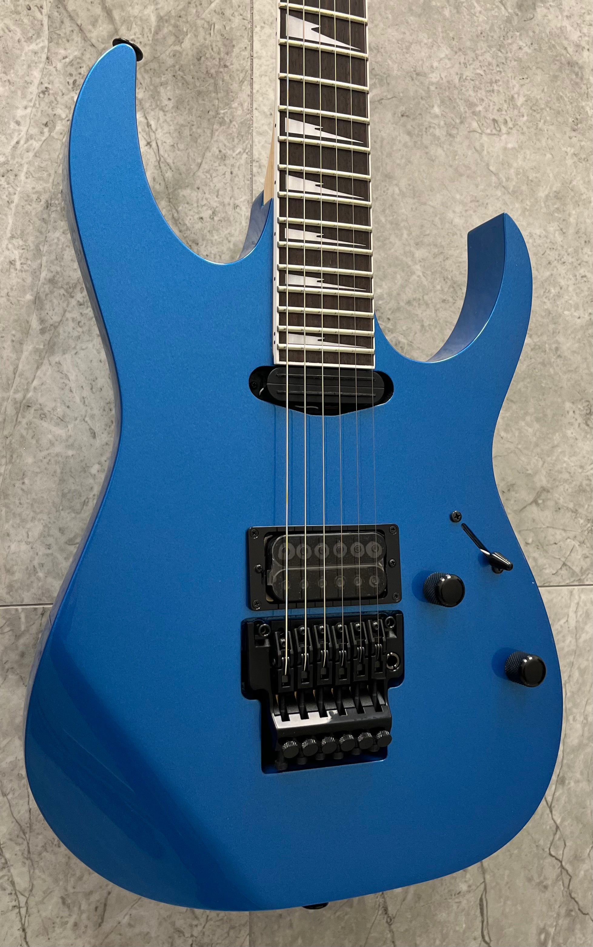 Ibanez LIMITED EDITION Made in Japan RG565R Electric Blue RG565REB SER