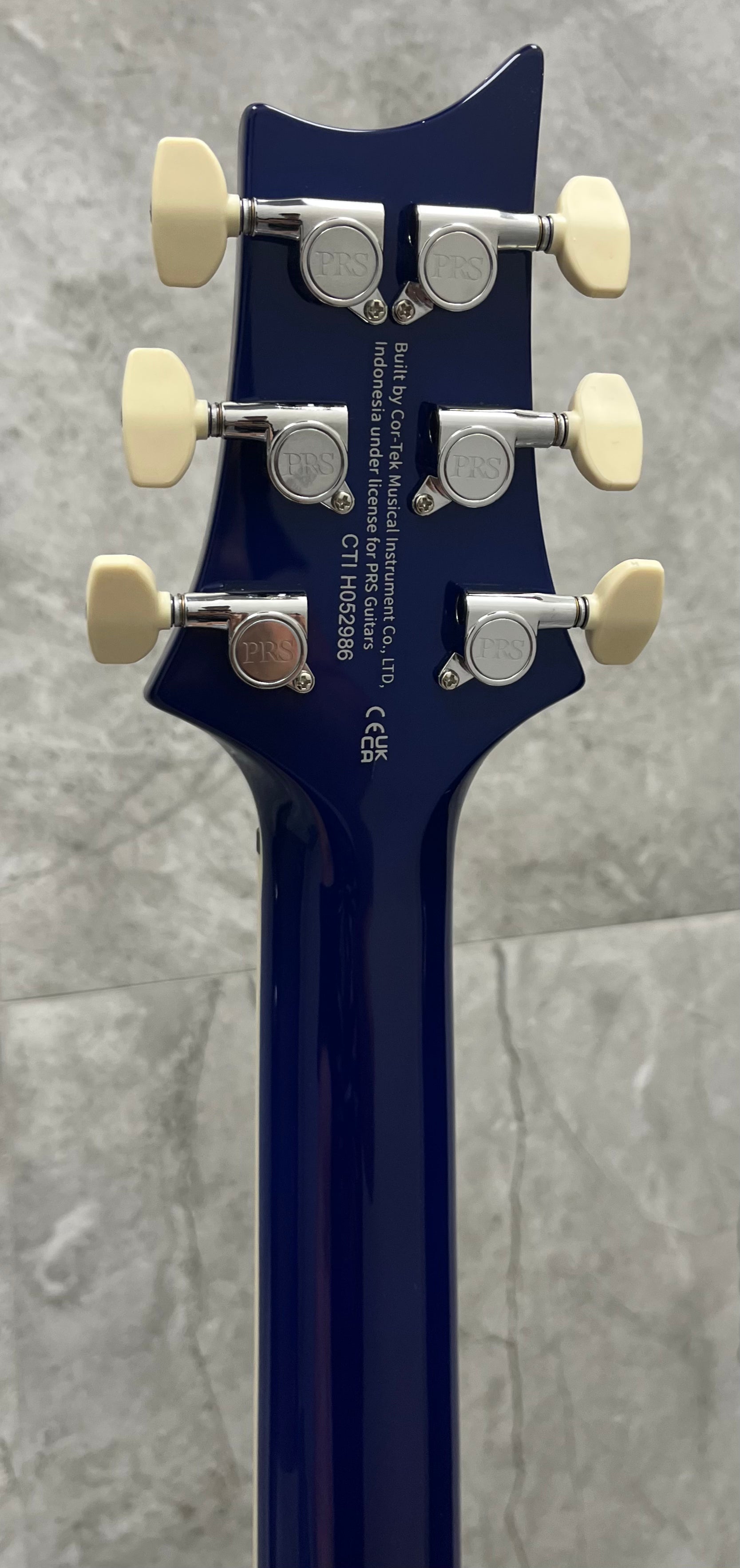 PRS GUITARS SE Custom 24-08 Quilt TOP Lake Blue 115995:LB SERIAL NUMBER CTIH052986 - 7 LBS 9 OZ