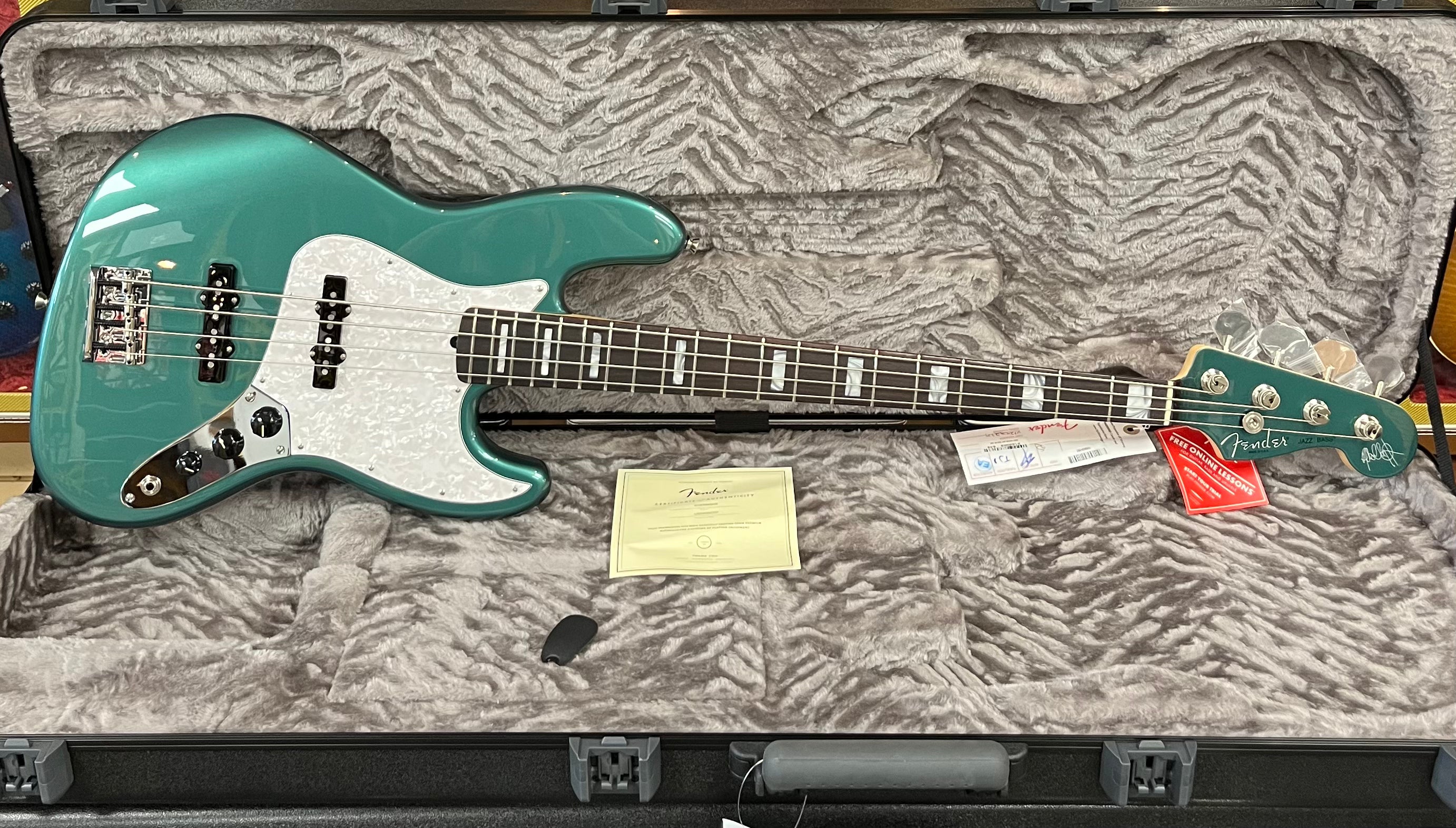 Fender USA Adam Clayton Jazz Bass, Rosewood Fingerboard, Sherwood Fender USA Adam Clayton Jazz Bass, Rosewood Fingerboard, Sherwood